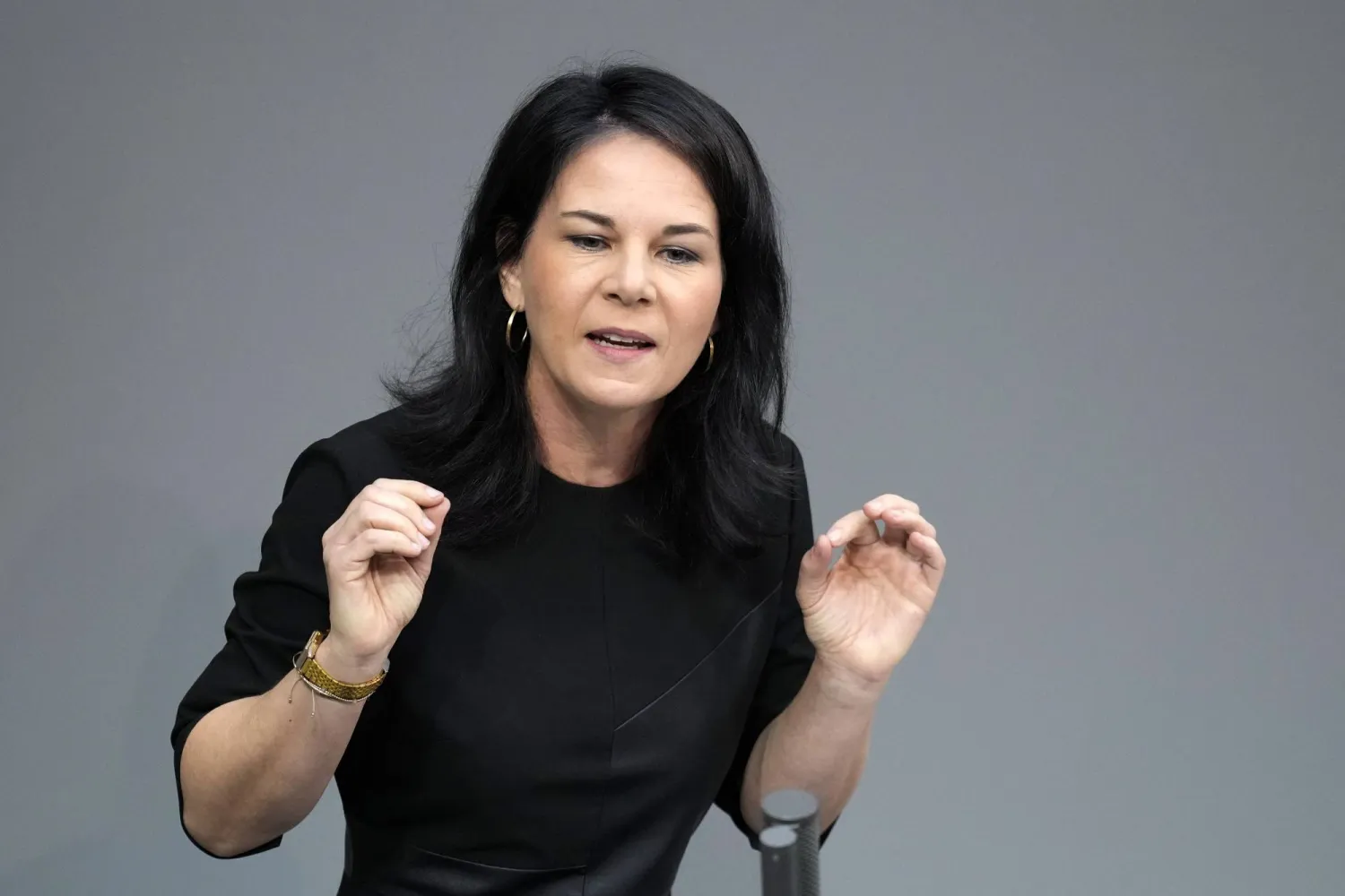 وزيرة الخارجية الألمانية أنالينا بيربوك (أ.ب)