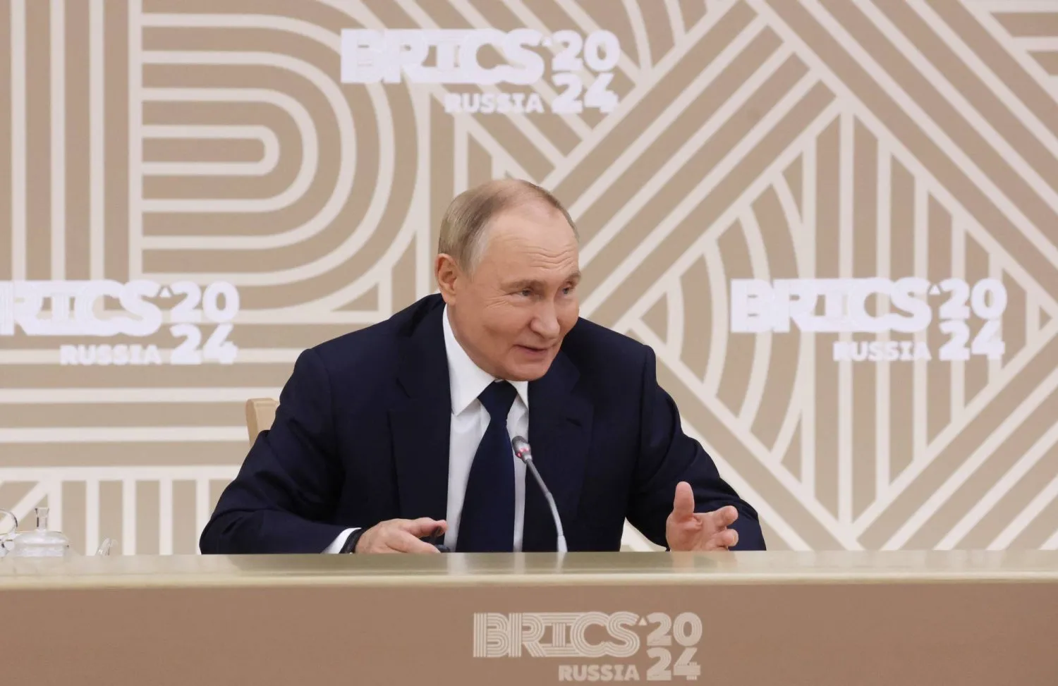  Putin, BRICS ülkelerinin önde gelen medya kuruluşlarının başkanlarıyla Moskova'da bir toplantıya katıldı (Reuters)