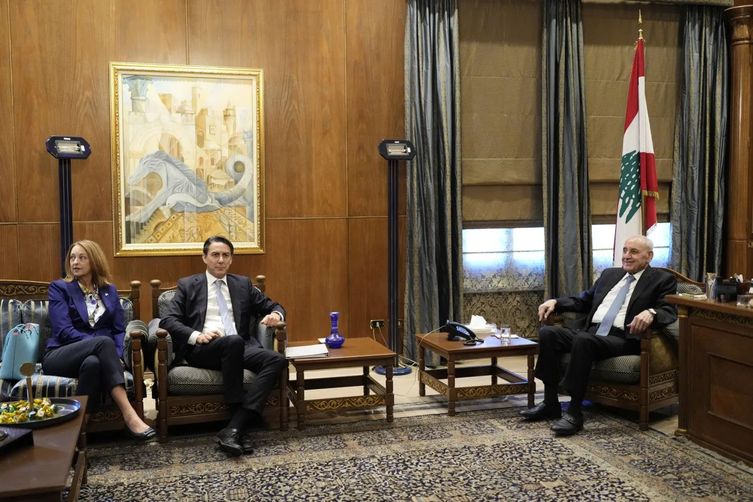 ABD Özel Temsilcisi Amos Hochstein, Beyrut'ta Lübnan Meclis Başkanı Nebih Berri ile yaptığı görüşmede (AP)