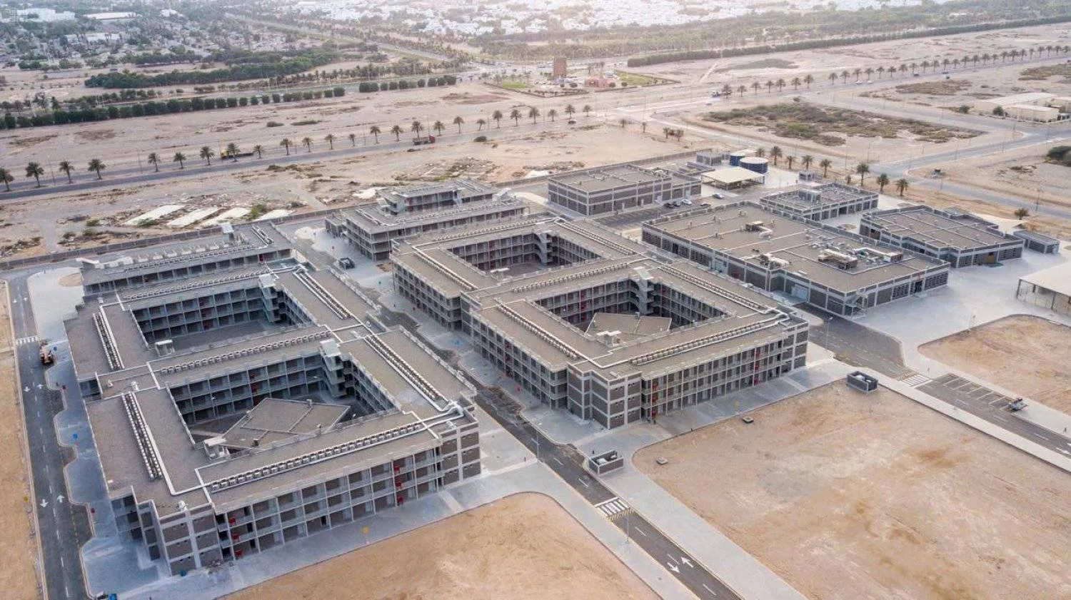 Housing complexes for workers affiliated with the Royal Commission in Yanbu (SPA)