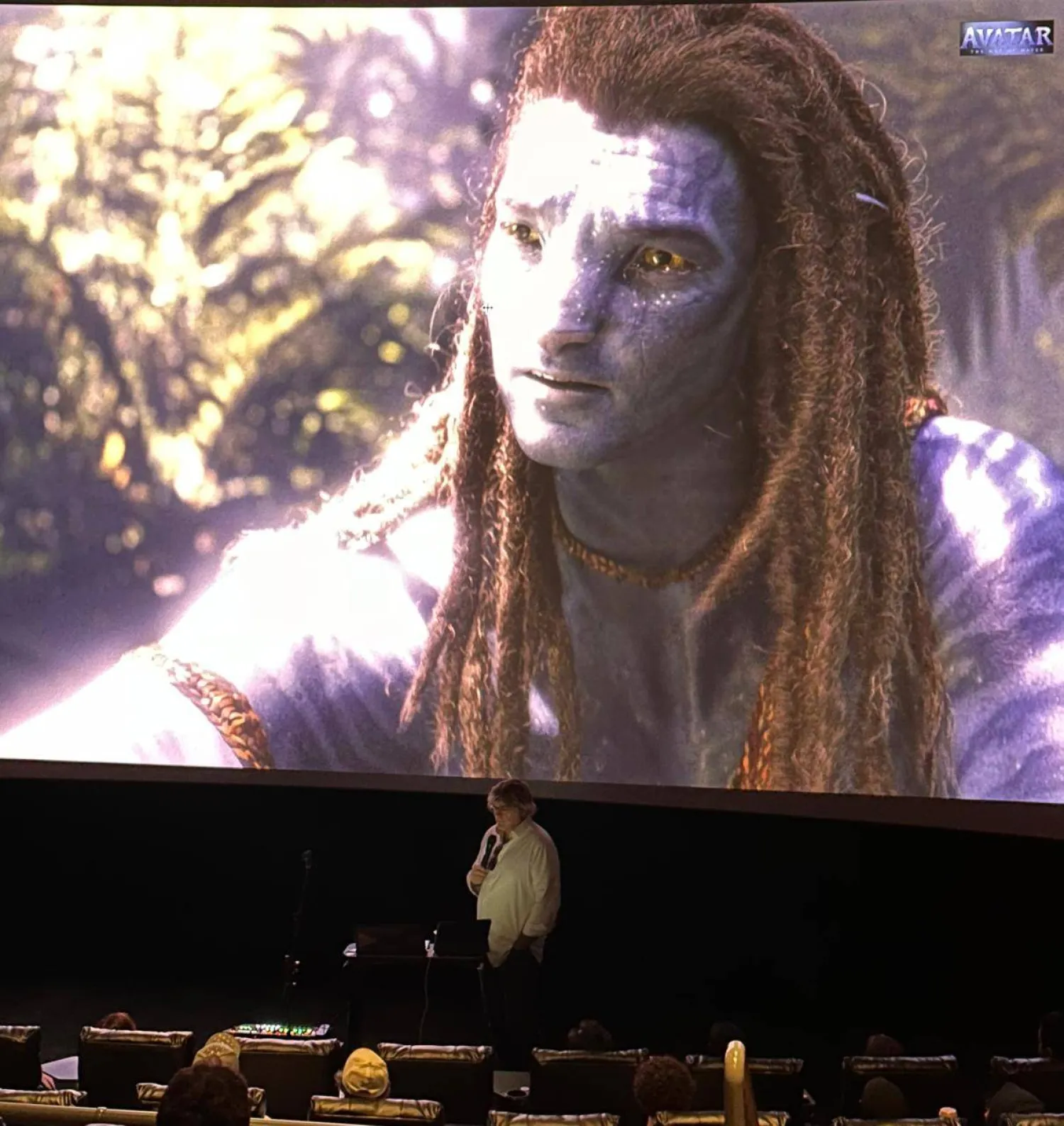 سيمون فرانغلين خلال محاضرته التي ألقاها في جدة (الشرق الأوسط)