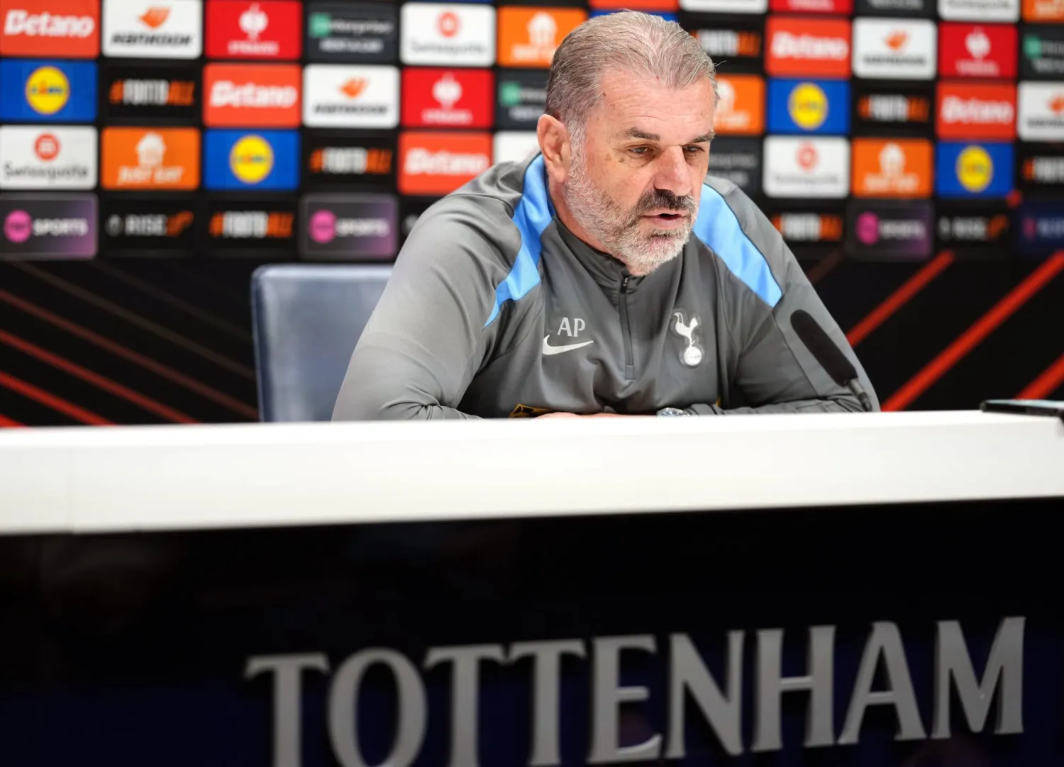 أنجي بوستيكوغلو (د.ب.أ)