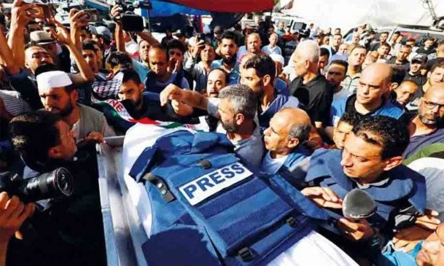 El Cezire muhabirinin Gazze'deki cenaze töreninden (Arşiv)