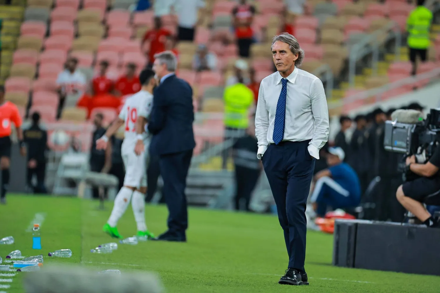 أمضى مانشيني في قيادة «الأخضر» عاماً و48 يوماً قبل رحيله (تصوير: محمد المانع)