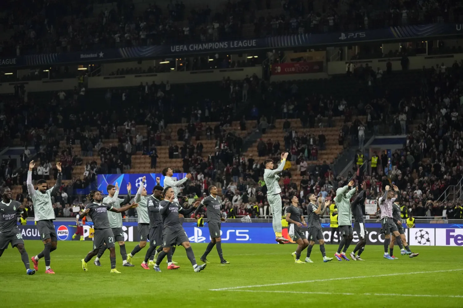 ميلان لن يلعب مع بولونيا بسبب الفيضانات (أ.ب)