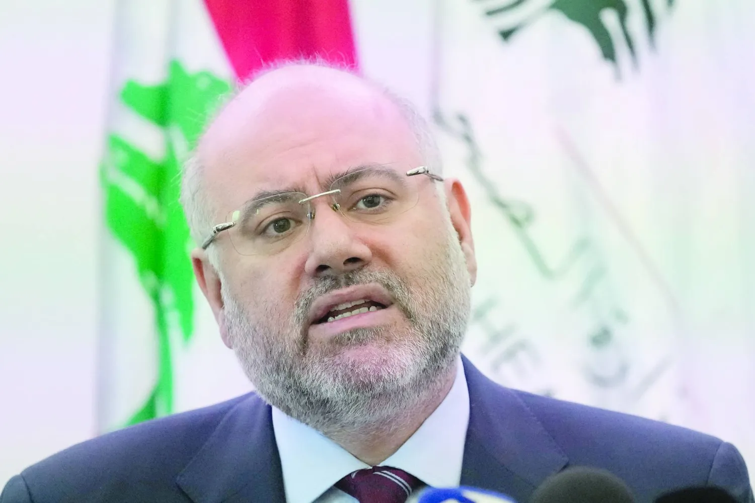 وزير الصحة في حكومة تصريف الأعمال فراس الأبيض (أ.ب)