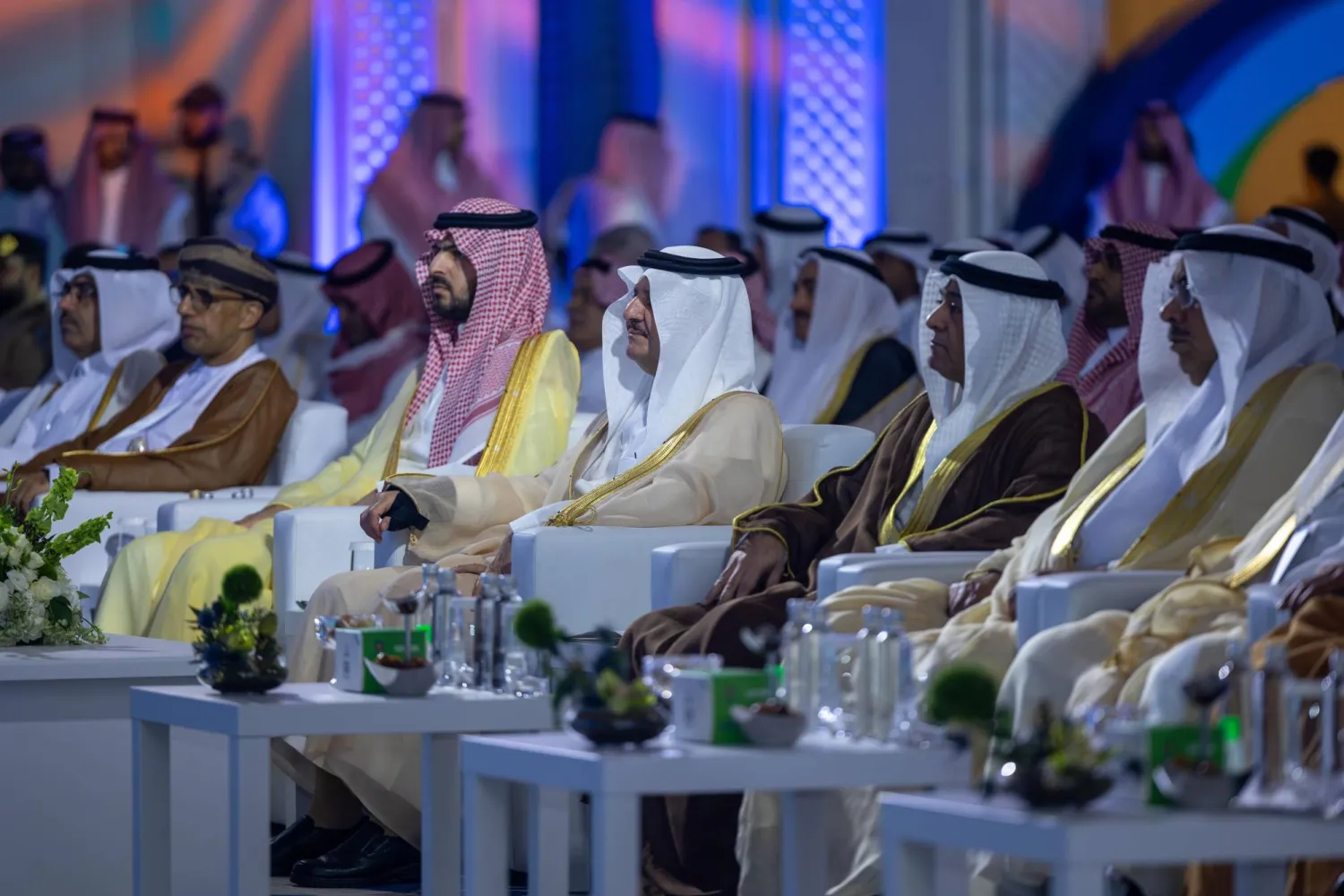 حضور مسؤولين في منتدى «تعزيز مستقبل الطاقة نحو الحياد الصفري» (الشرق الأوسط)