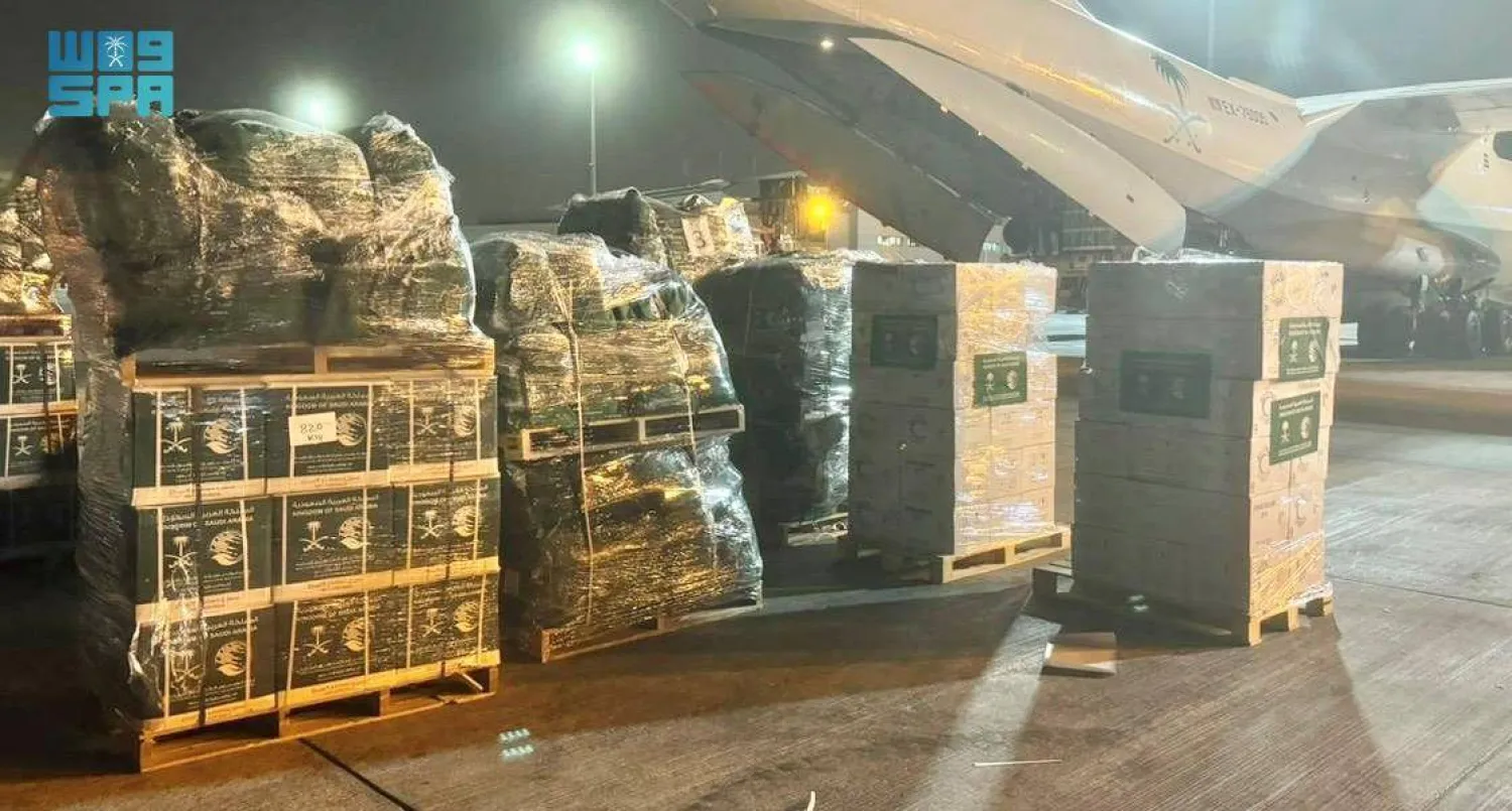 تحتوي حمولة الطائرة على مواد طبية وإيوائية وغذائية (واس)