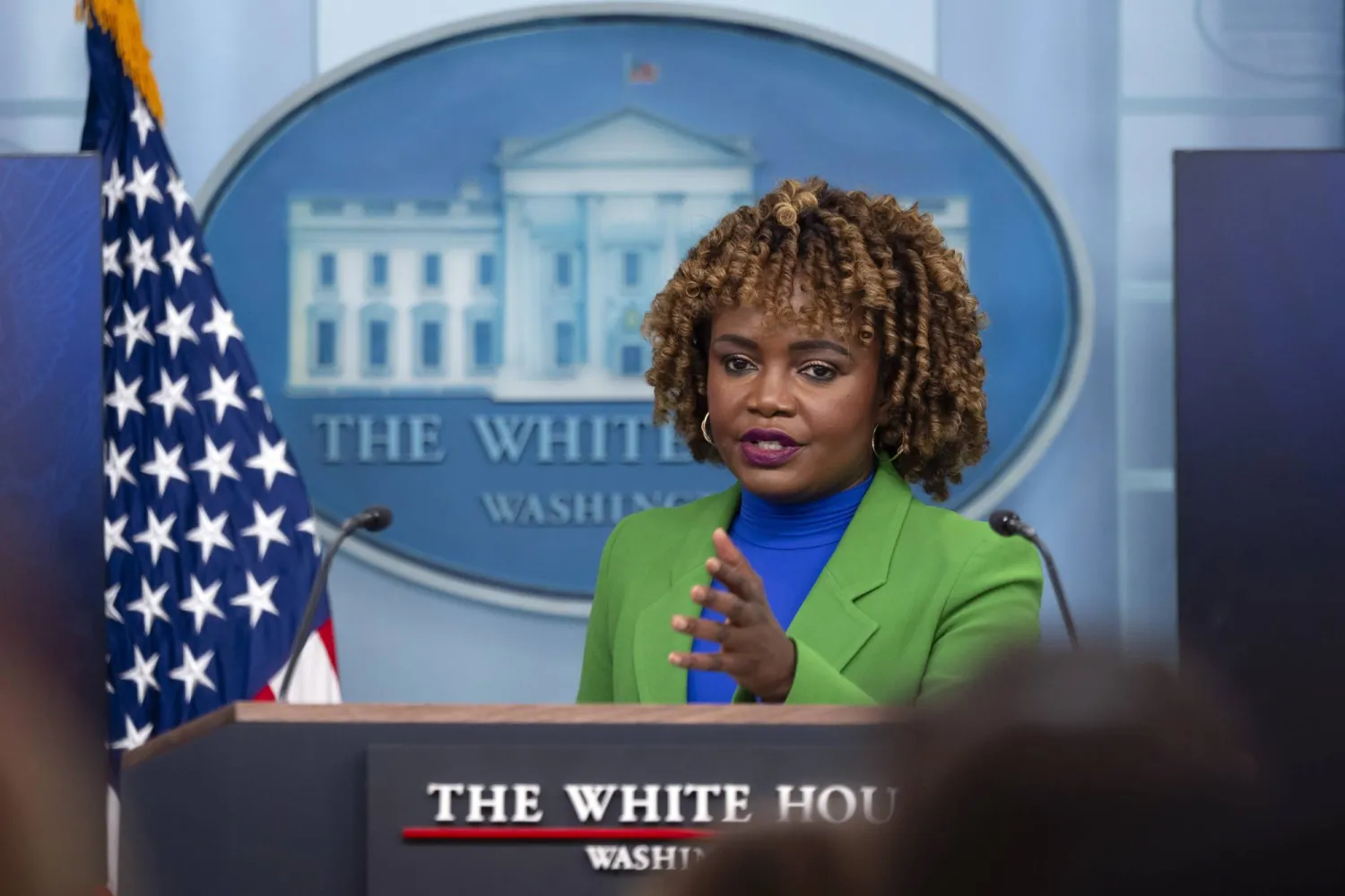 المتحدثة باسم البيت الأبيض كارين جان بيير (أ.ب)