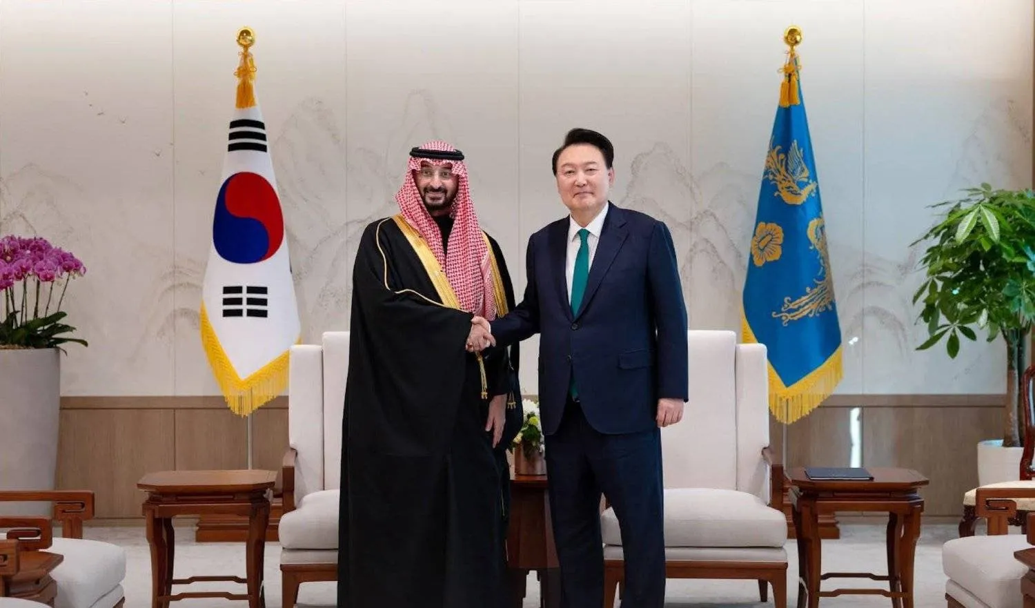 Saudi Minister of National Guard Prince Abdullah bin Bandar bin Abdulaziz met in Seoul with South Korean President Yoon Suk Yeol. SPA 