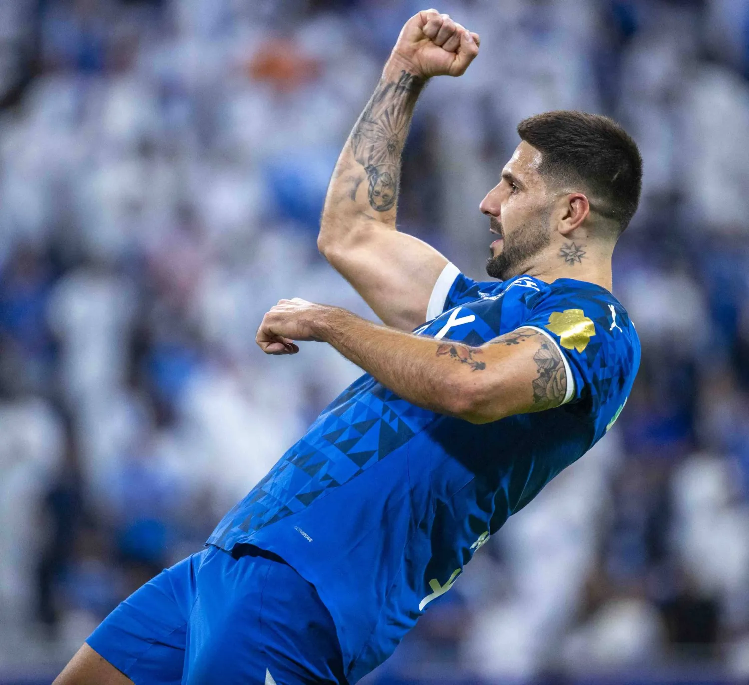 ميتروفيتش يحتفل بهدفه في مرمى الاتفاق (تصوير: سعد الدوسري)