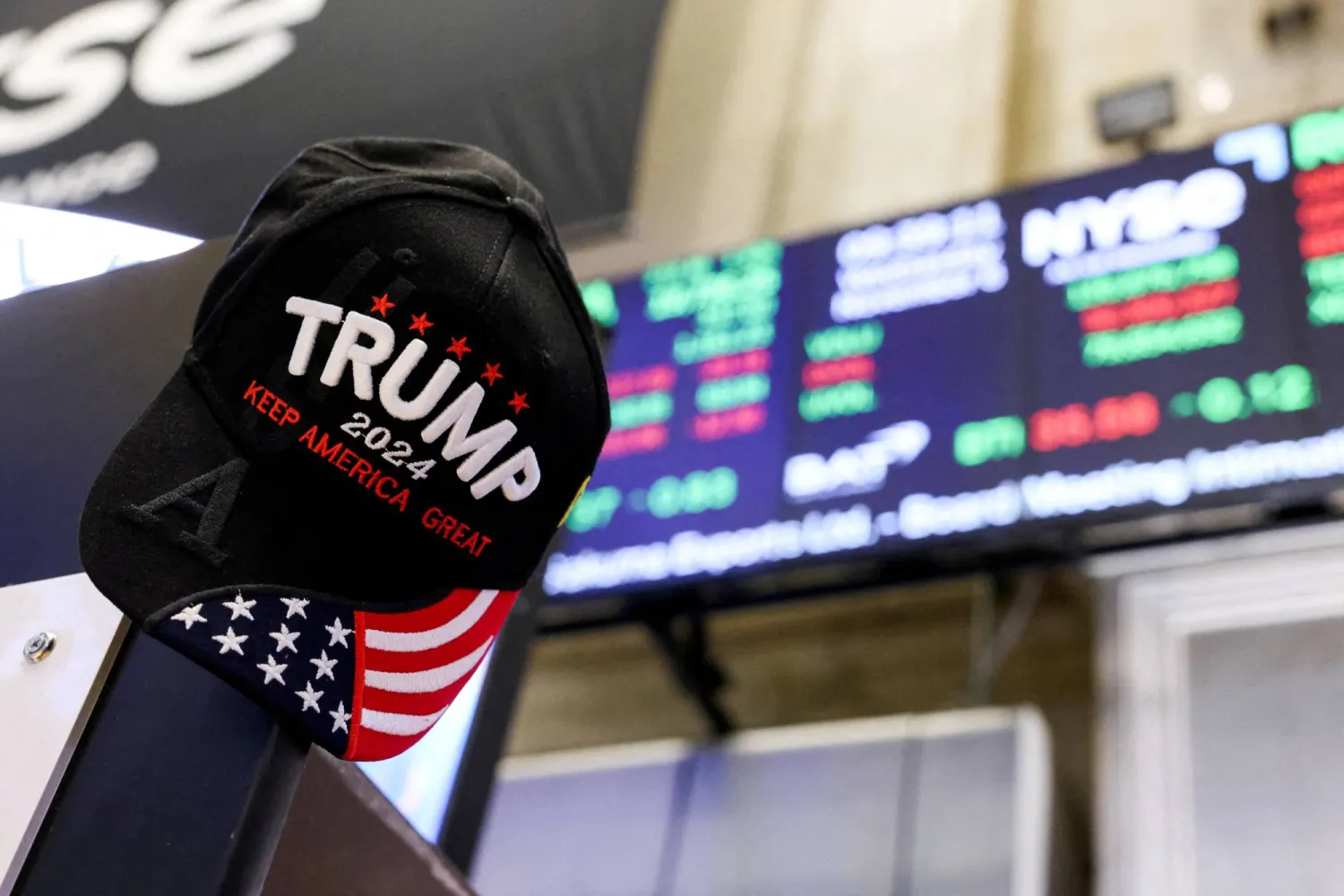 FILE PHOTO: A view shows a hat in support of Republican Donald Trump, after he won the US presidential election, at the New York Stock Exchange (NYSE) in New York City, US, November 6, 2024. REUTERS/Andrew Kelly/File Photo