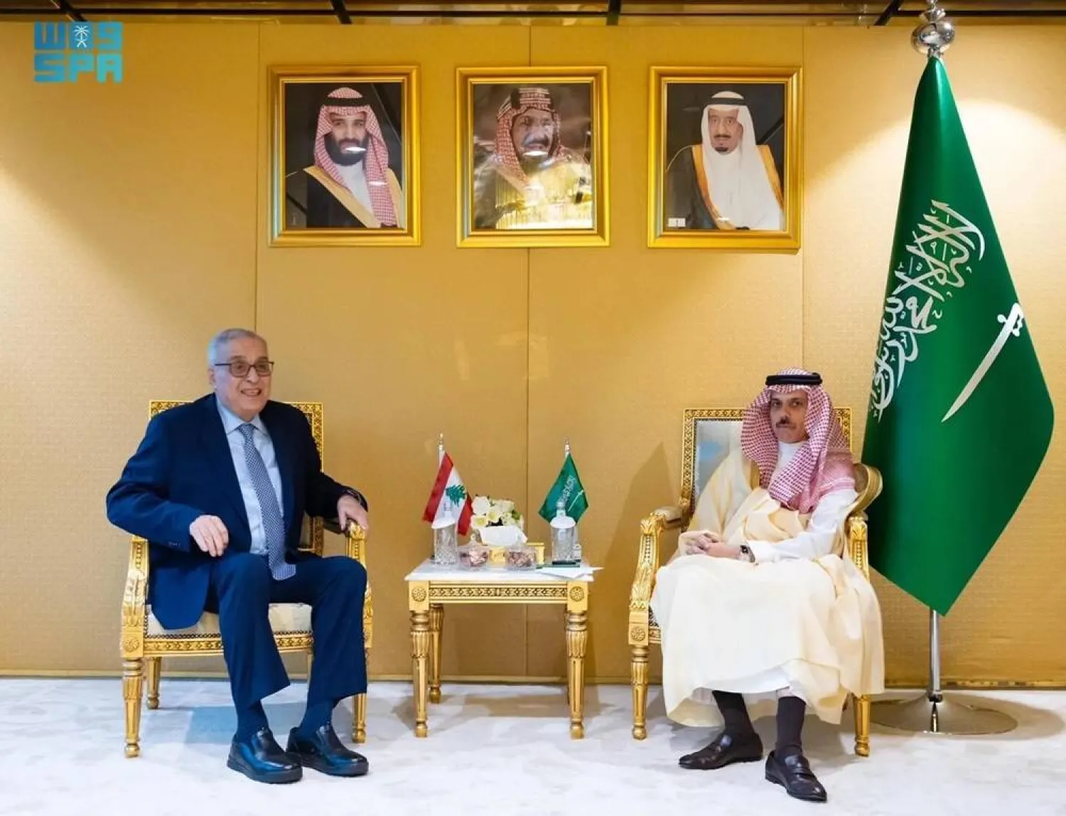 Saudi Minister of Foreign Affairs Prince Faisal bin Farhan bin Abdullah meets his Lebanese counterpart Abdallah Bou Habib in Riyadh on Sunday. (SPA)