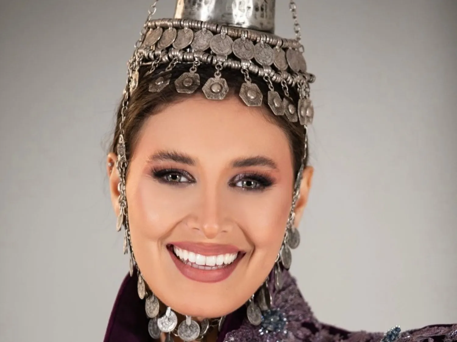 الطنطور غطاء الرأس المصنوع يدوياً (جو شليطا)