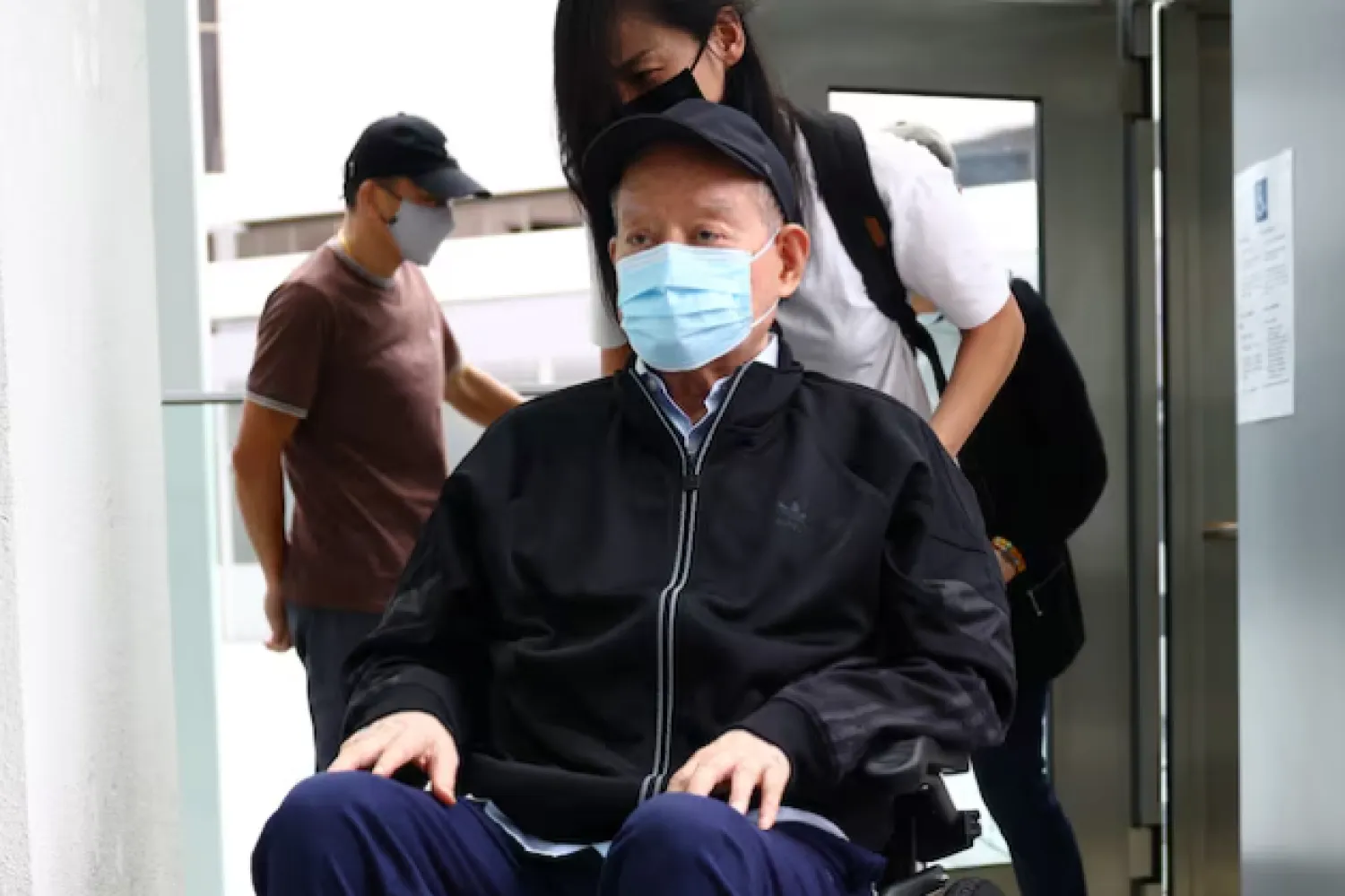 مؤسس شركة تجارة النفط السنغافورية ليم أون كوين يصل إلى المحكمة العليا في سنغافورة 18 نوفمبر 2024 (رويترز)