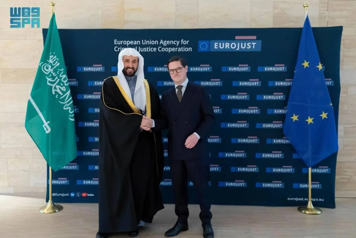 Saudi Minister of Justice Walid Al-Samaani and Eurojust President Michael Schmid meet in The Hague. SPA
