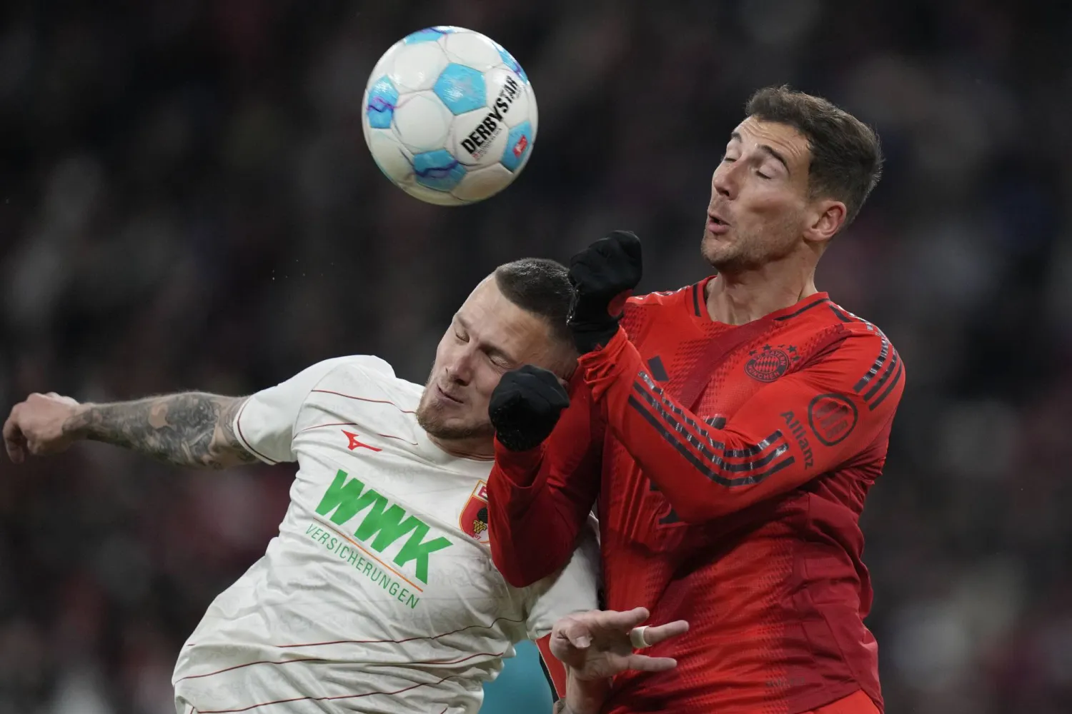 ليون غوريتسكا (يمين) شارك أساسياً بعد غياب (أ.ب)