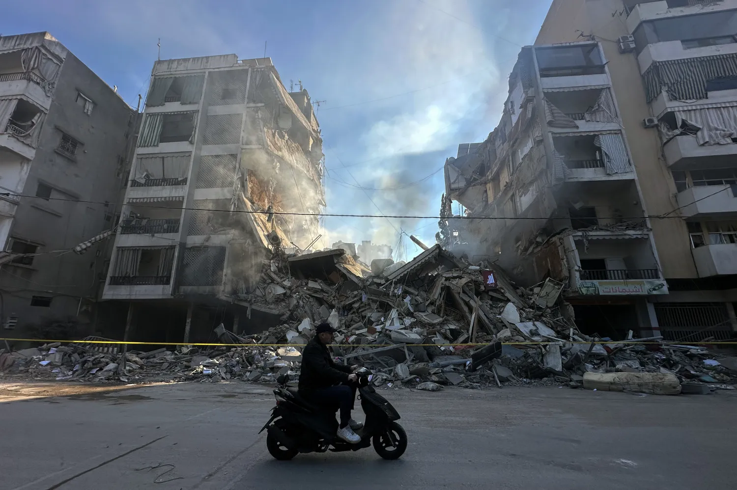 The damage following Israeli airstrikes in the Al-Chiyah area in southern Beirut, Lebanon, 14 November 2024. EPA/WAEL HAMZEH 