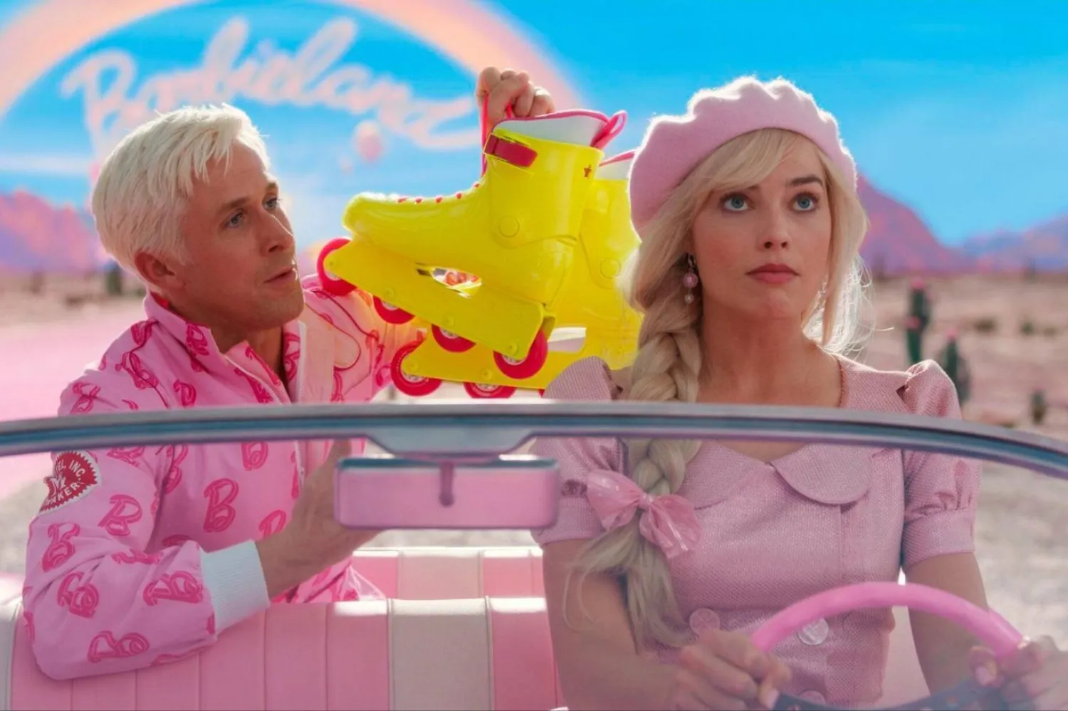 Barbie'de 34 yaşındaki Margot Robbie'nin Mattel'in yarattığı ve filme adını veren oyuncak bebeği canlandırmış, ona Ryan Gosling eşlik etmişti (Warner Bros)