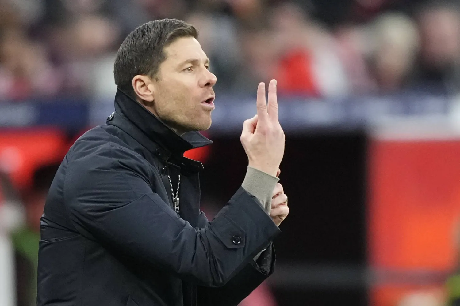 تشابي ألونسو مدرب باير ليفركوزن (أ.ب)