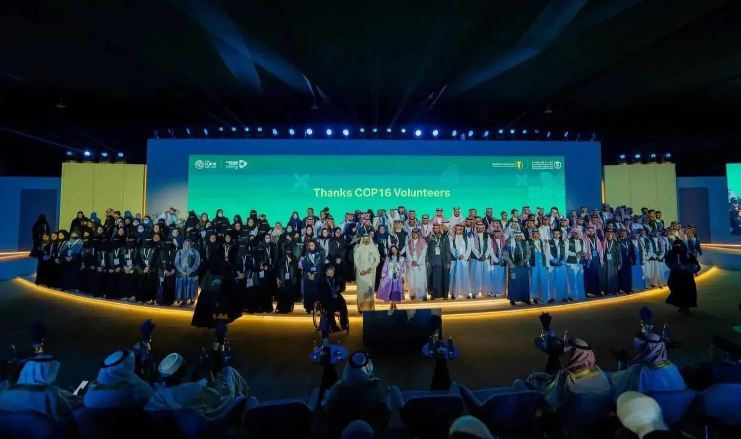 A group photo at the conclusion of the COP16 conference (SPA).

 