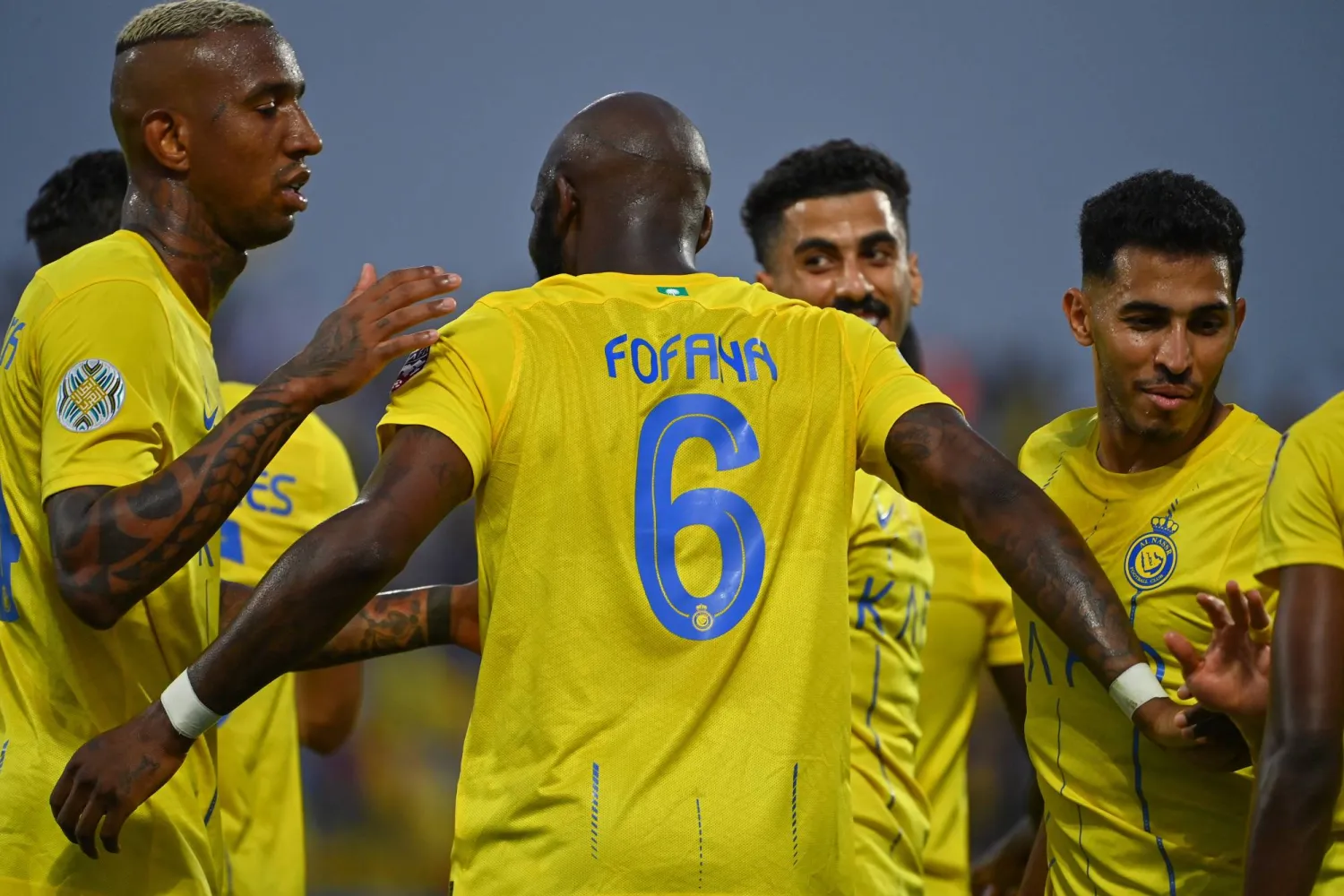 فوفانا ارتدى شعار النصر مع بداية مشواره في الملاعب السعودية (الشرق الأوسط)