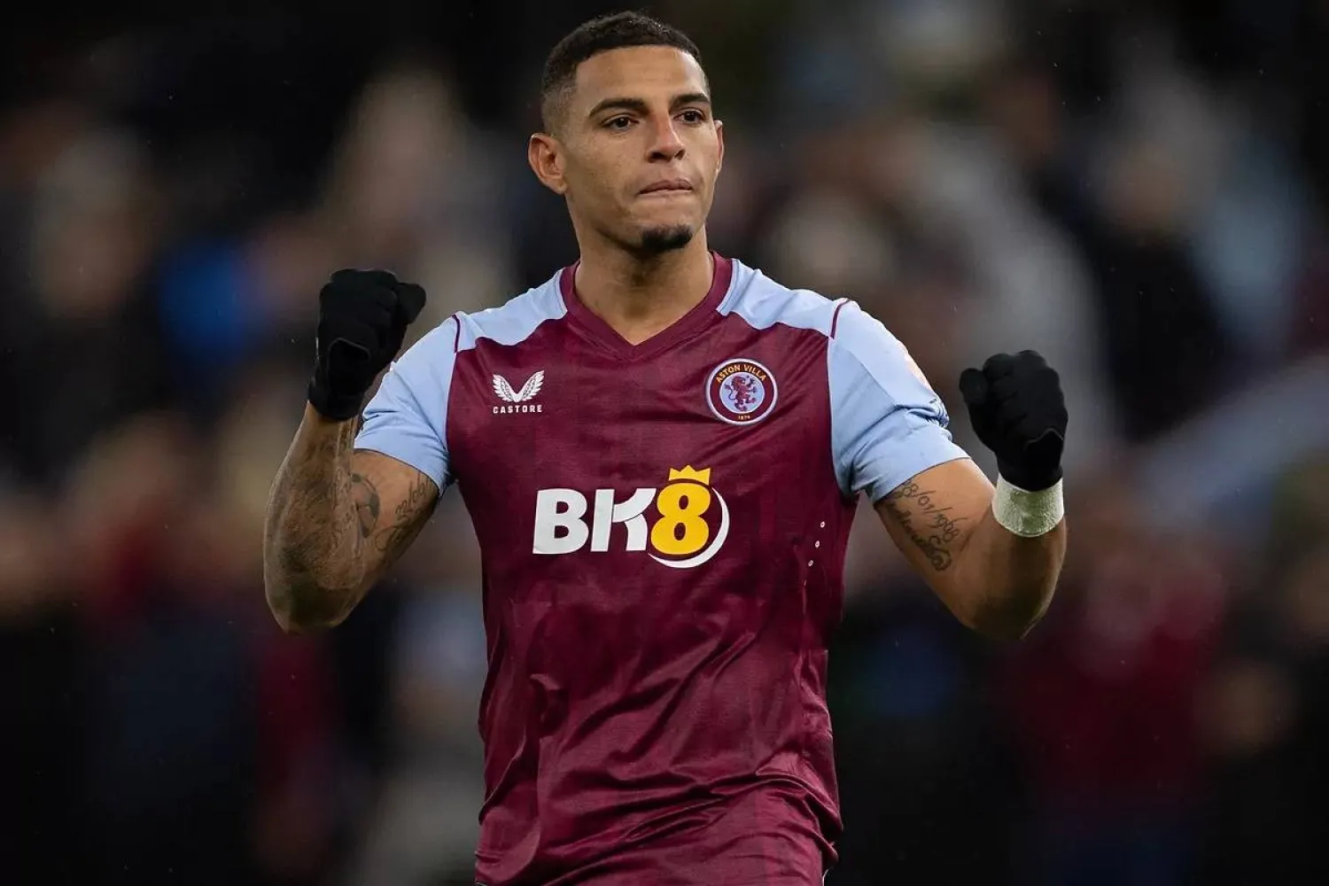 دييغو كارلوس لاعب أستون فيلا سينضم لفنربخشة (نادي أستون فيلا)