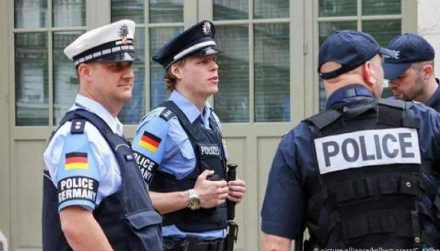 عناصر من الشرطة الألمانية (أرشيفية)