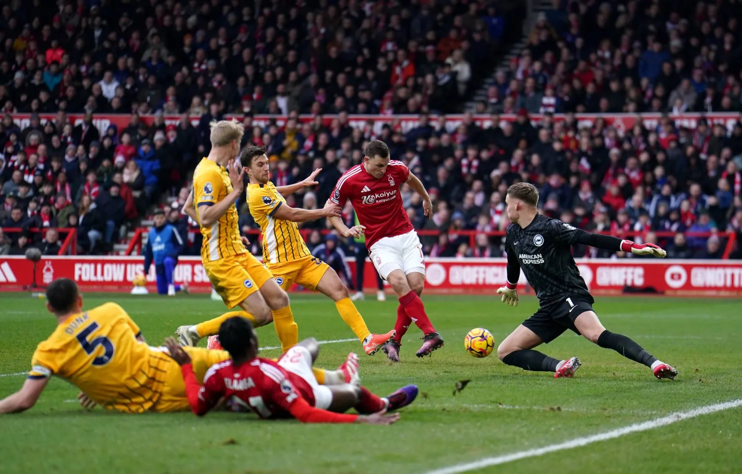 «البريميرليغ»: بسباعية... نوتنغهام يدك حصون برايتون