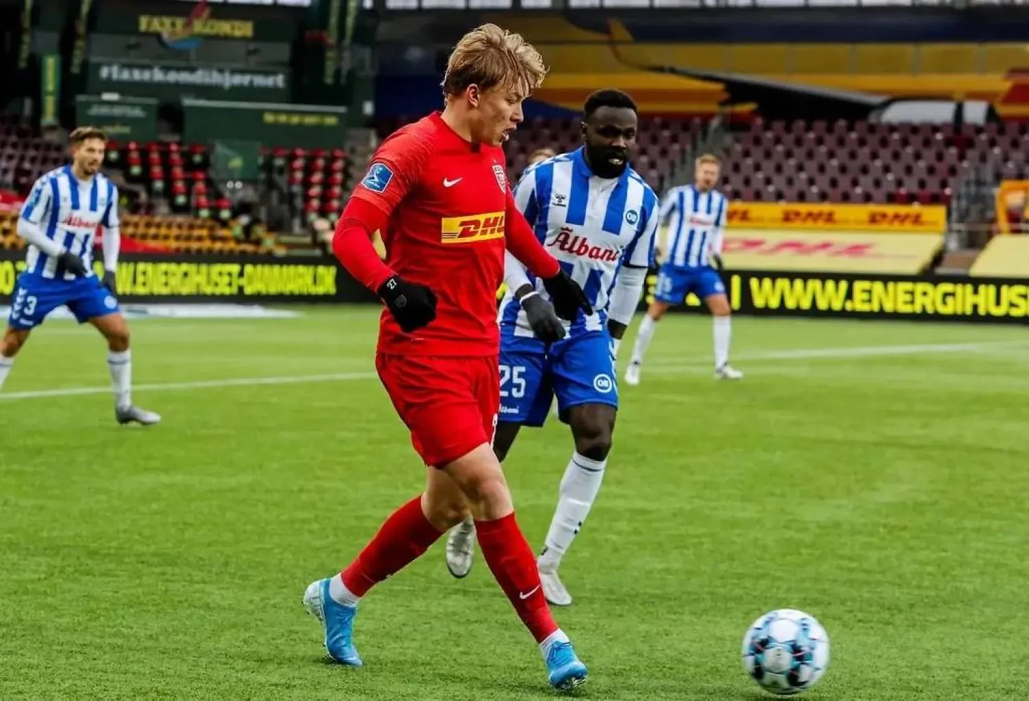 دانييل سفينسون (رويترز)