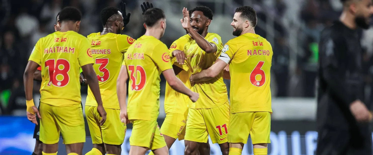 نجح القادسية بالخروج بنتيجة إيجابية رغم النقص العددي (نادي القادسية)