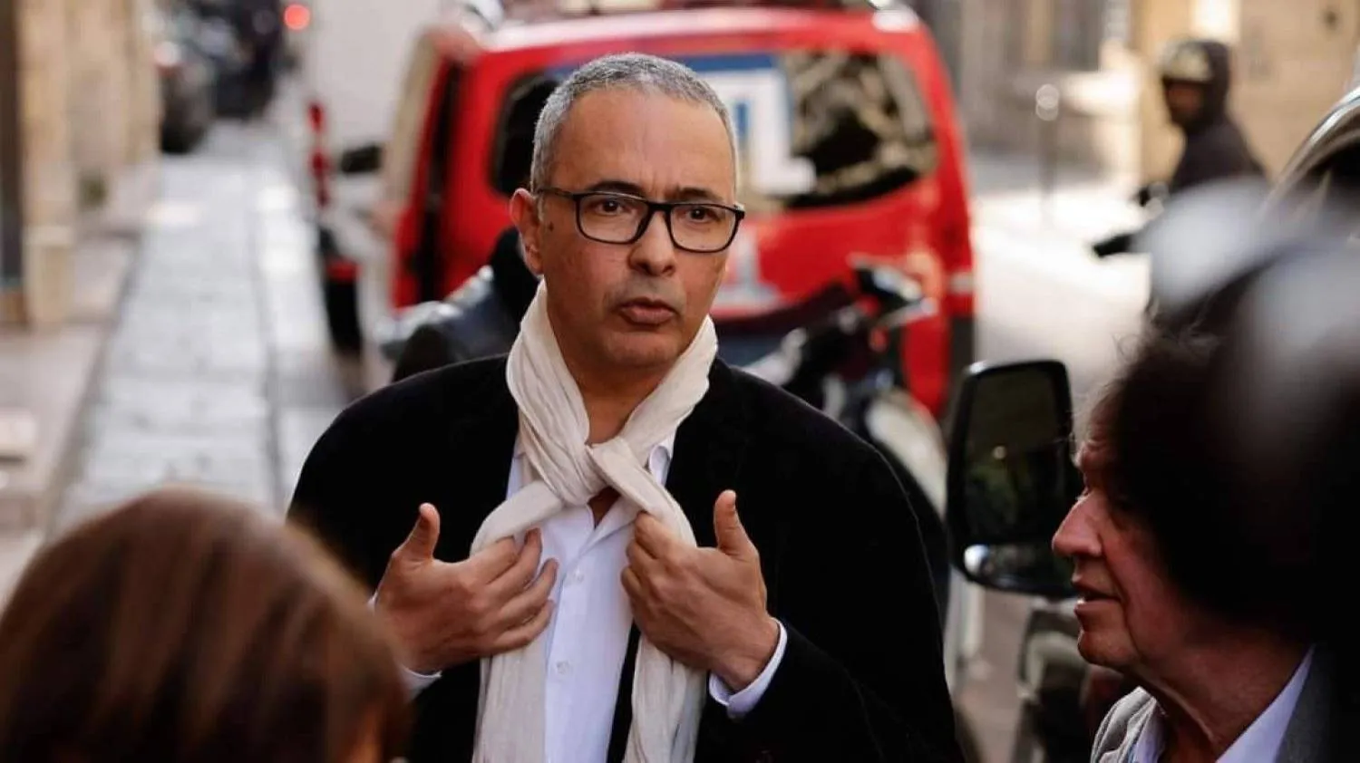 الروائي الفرنسي الجزائري كمال داود (حسابه بالإعلام الاجتماعي)