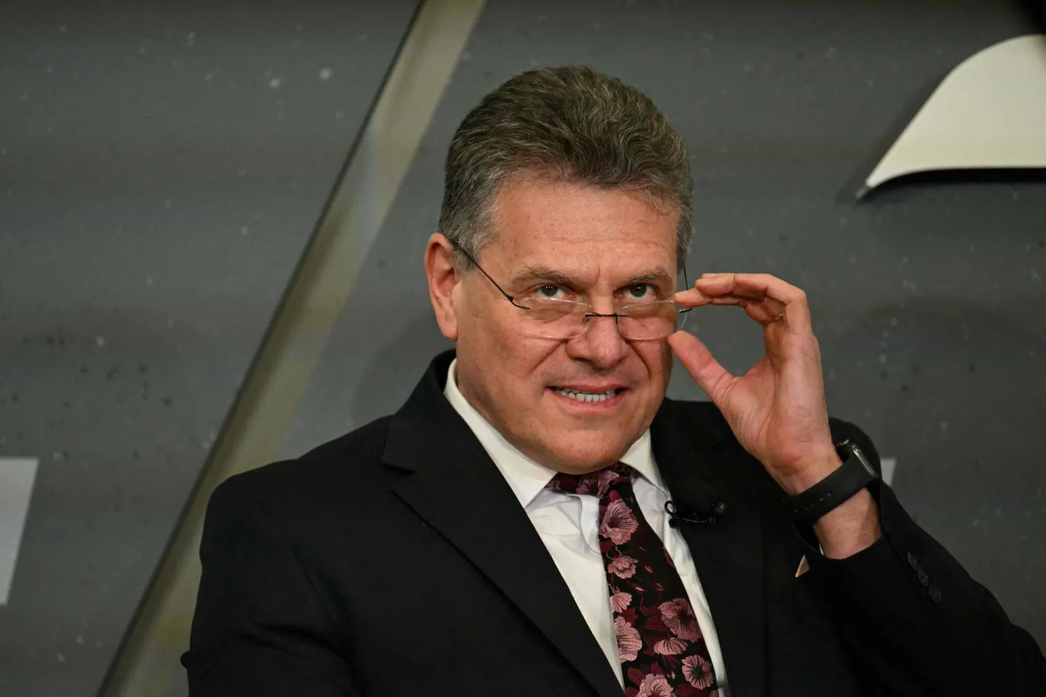 المفوض الأوروبي للتجارة ماروس سيفكوفيتش في العاصمة الأميركية واشنطن في 19 فبراير 2025 (أ.ف.ب)