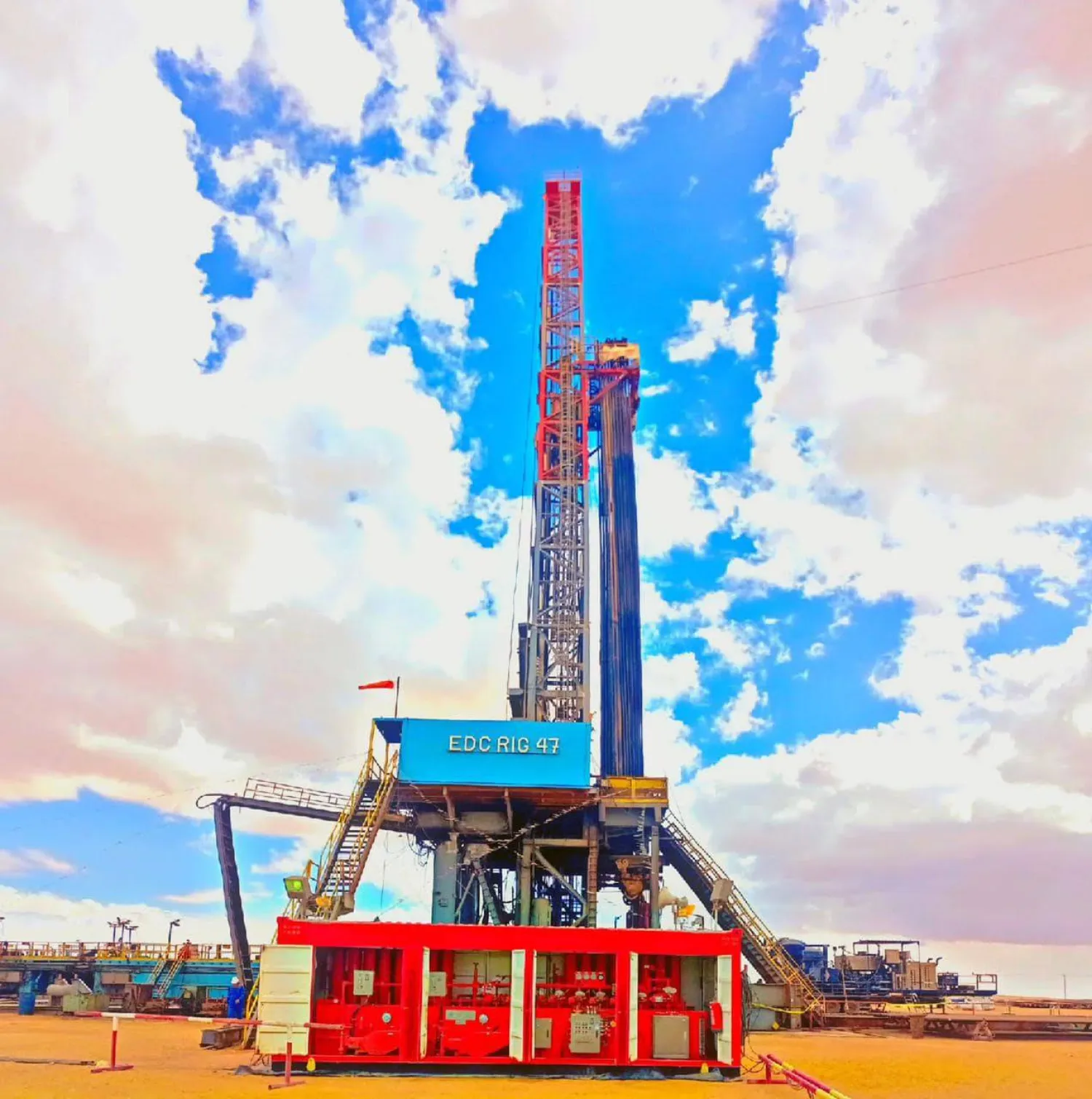 الحفار المستخدم في بئر شمال روزا بمصر (صفحة وزارة البترول المصرية على «فيسبوك»)