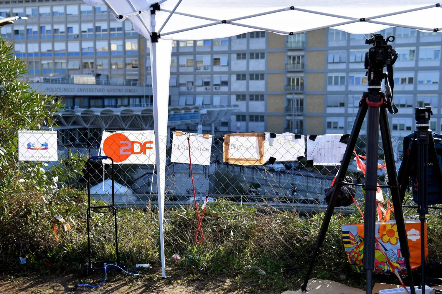 A media station outside Gemelli University Hospital, where Pope Francis is hospitalized for pneumonia treatment, in Rome, Italy, 21 February 2025. EPA/FABIO CIMAGLIA
