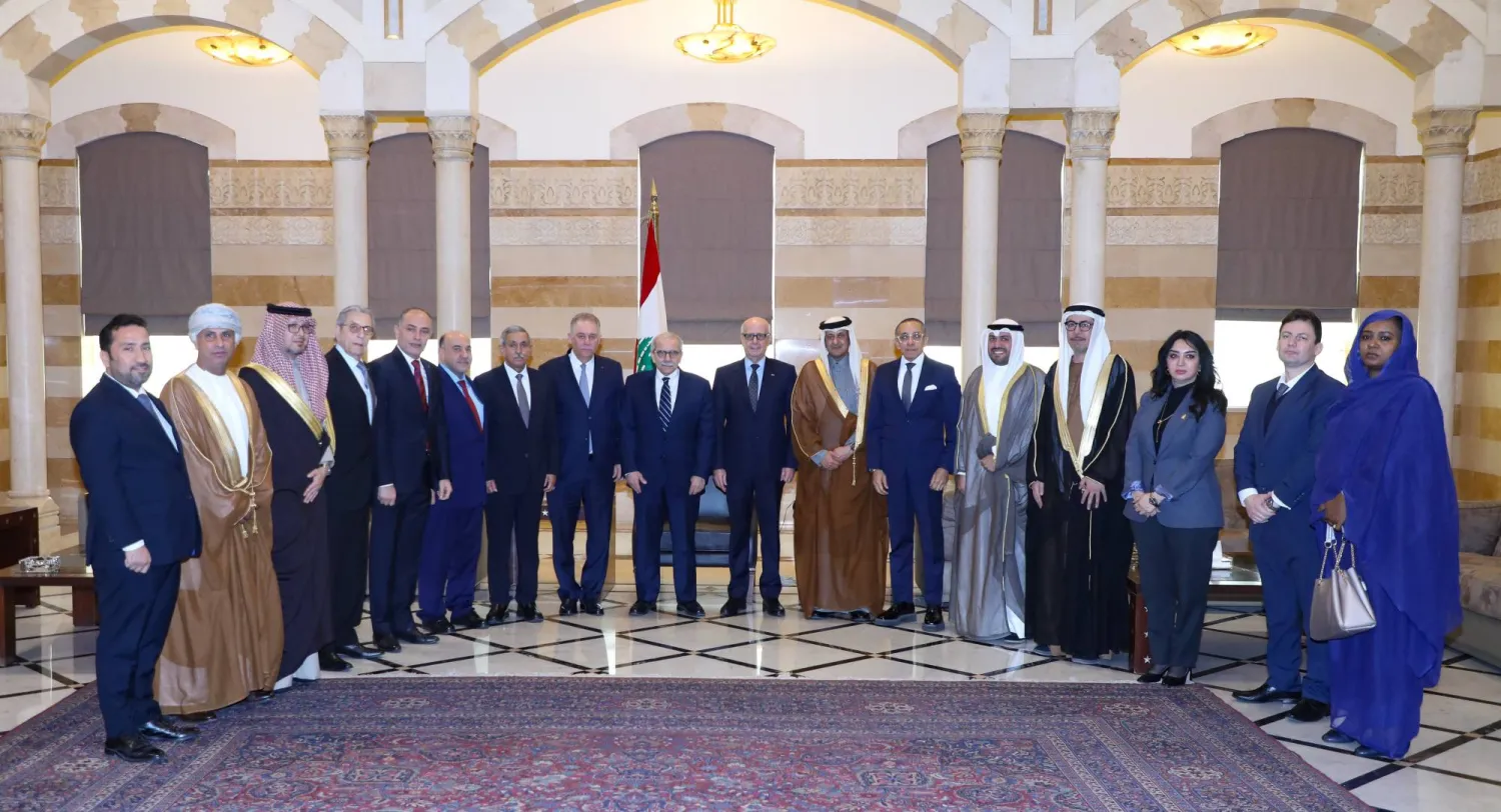 سلام متوسطاً السفراء العرب (المركزية)