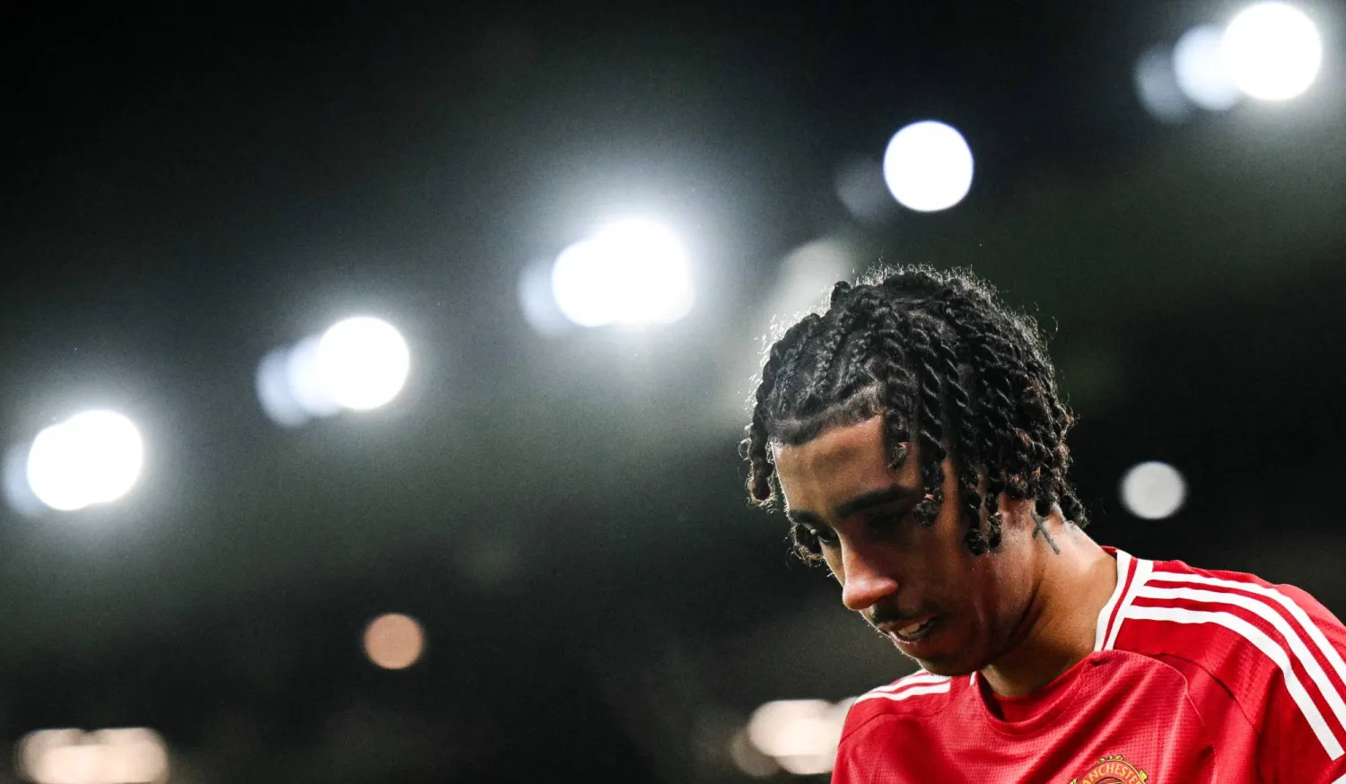 ليني يورو يدعم صفوف مان يونايتد قبل مواجهة إيفرتون (أ.ف.ب)