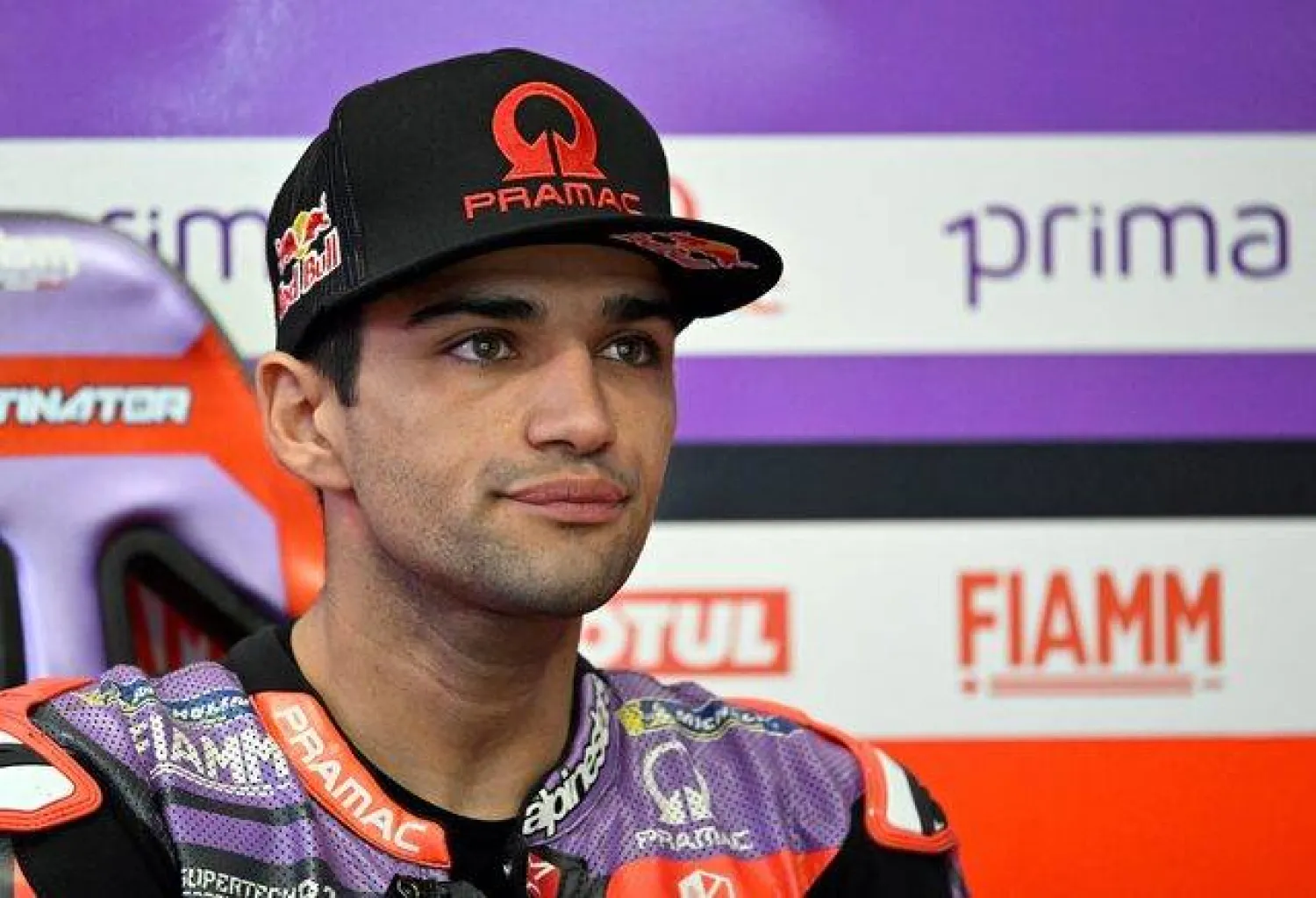 بطل العالم للدراجات النارية في فئة موتو جي بي الإسباني خورخي مارتن (رويترز)