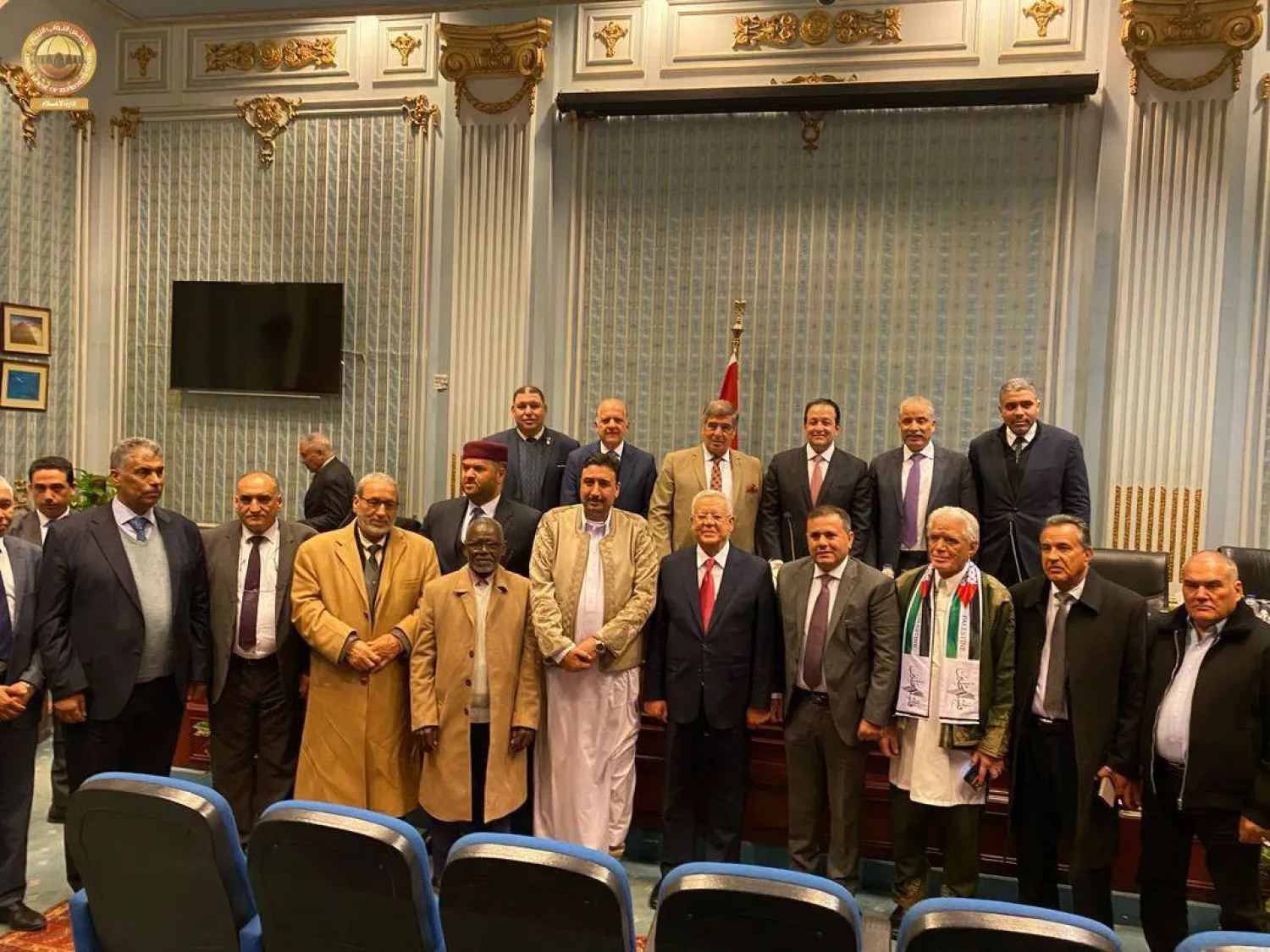 صورة وزعها مجلس النواب الليبي للقاء أعضائه مع رئيس النواب المصري