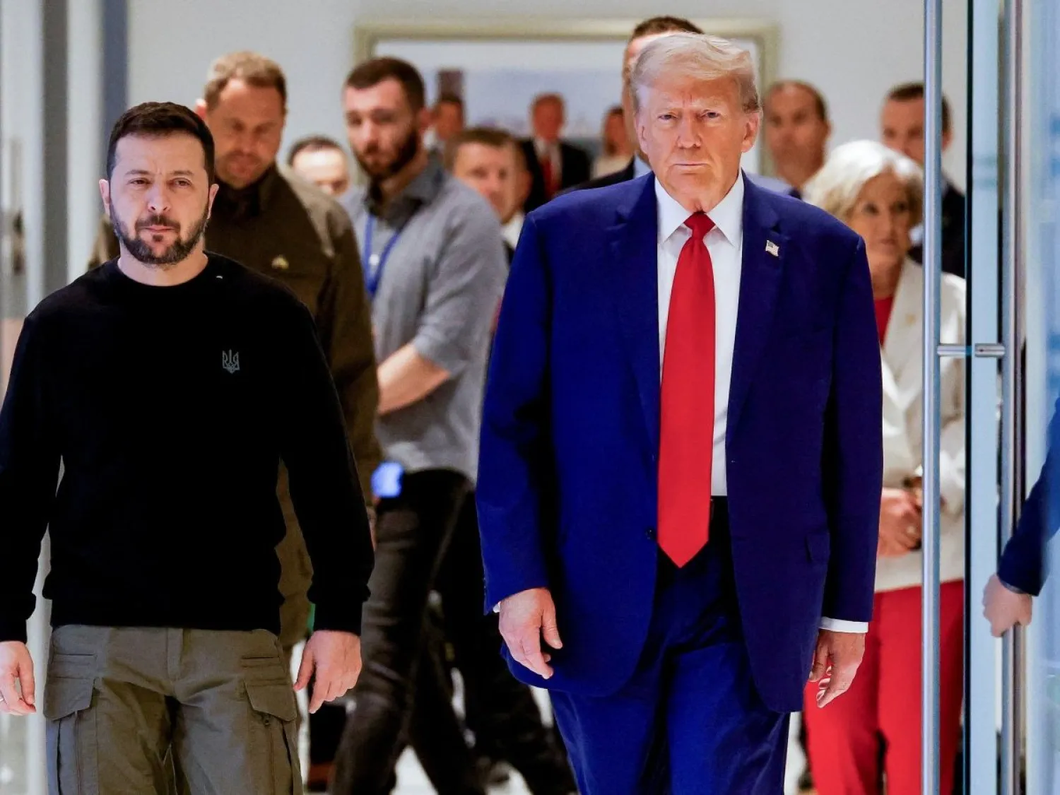 لقاء سابق بين الرئيس الأوكراني فولوديمير زيلينسكي والمرشح الرئاسي الجمهوري آنذاك دونالد ترمب... سبتمبر 2024 (رويترز)