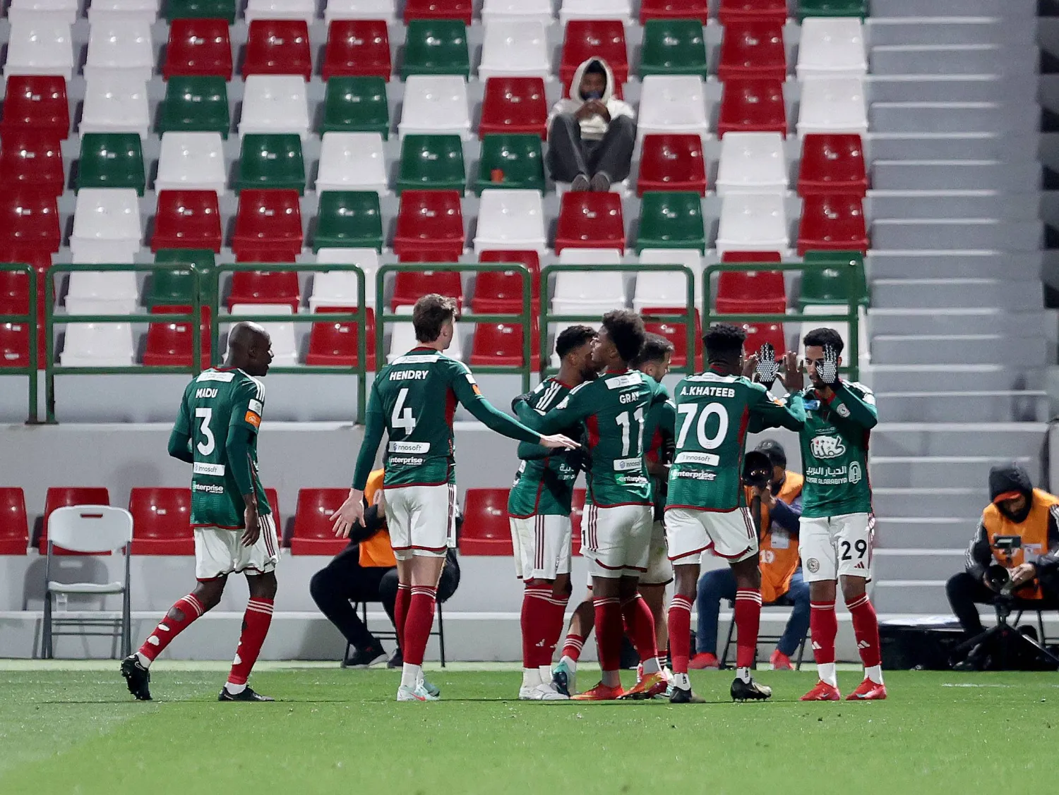 فرحة اتفاقية تكررت كثيرا في المواجهات الأخيرة (تصوير: مشعل القدير)