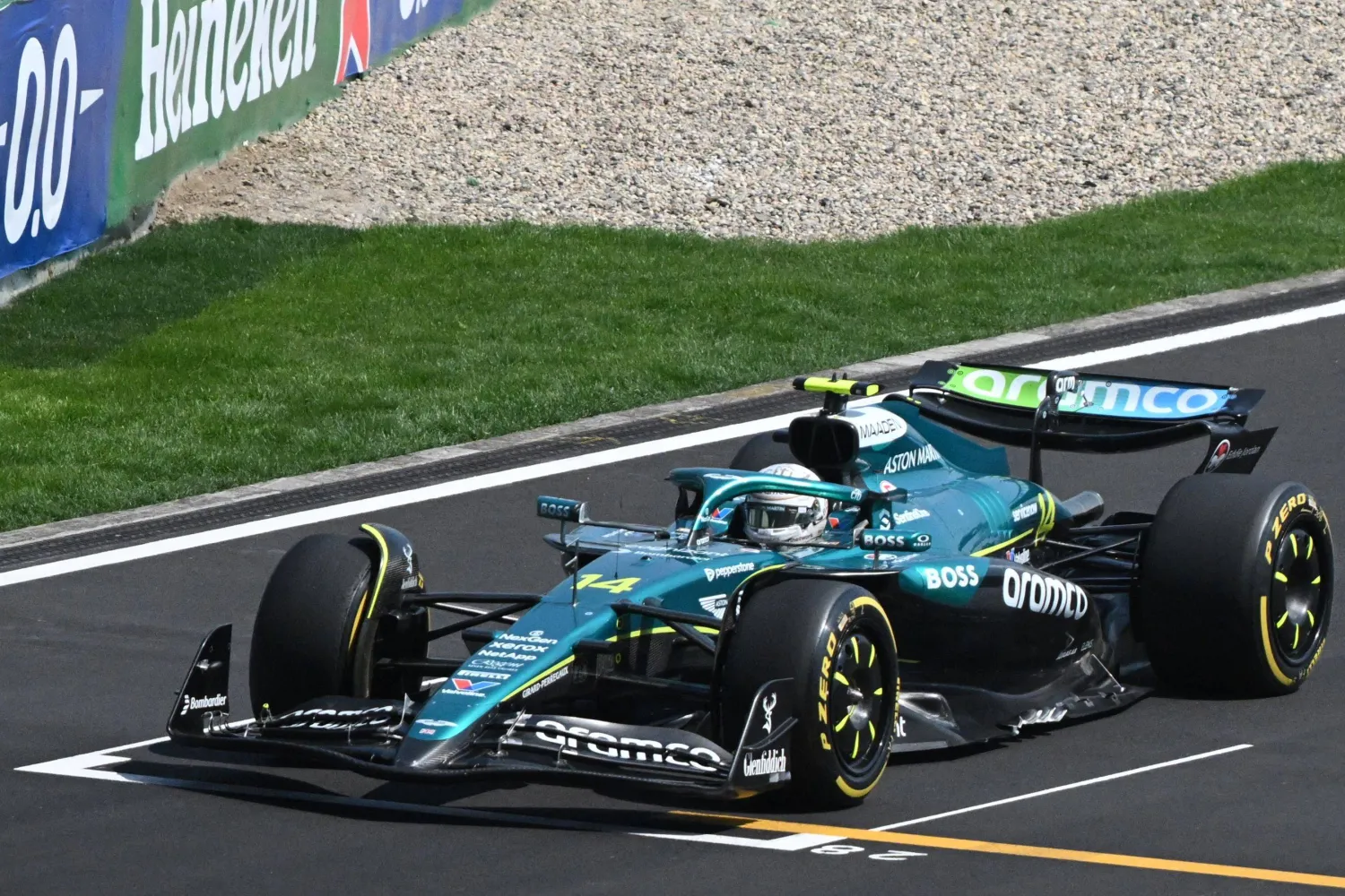 شركة أستون مارتن تعاني خسائر فادحة (أ.ف.ب)