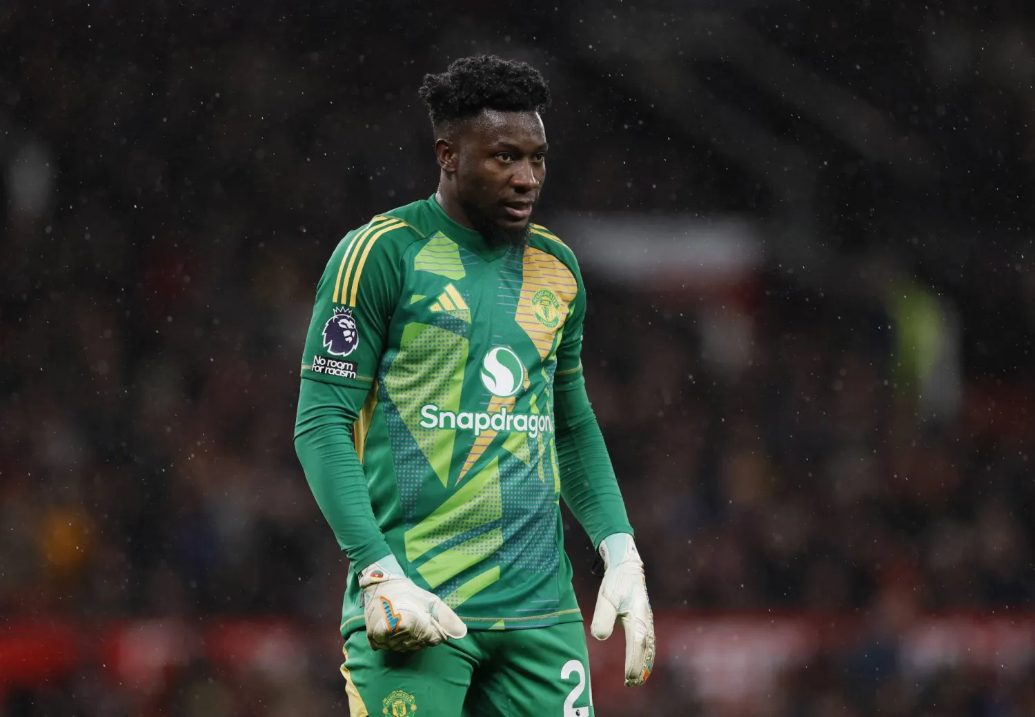 أندريه أونانا حارس مرمى مان يونايتد (رويترز)