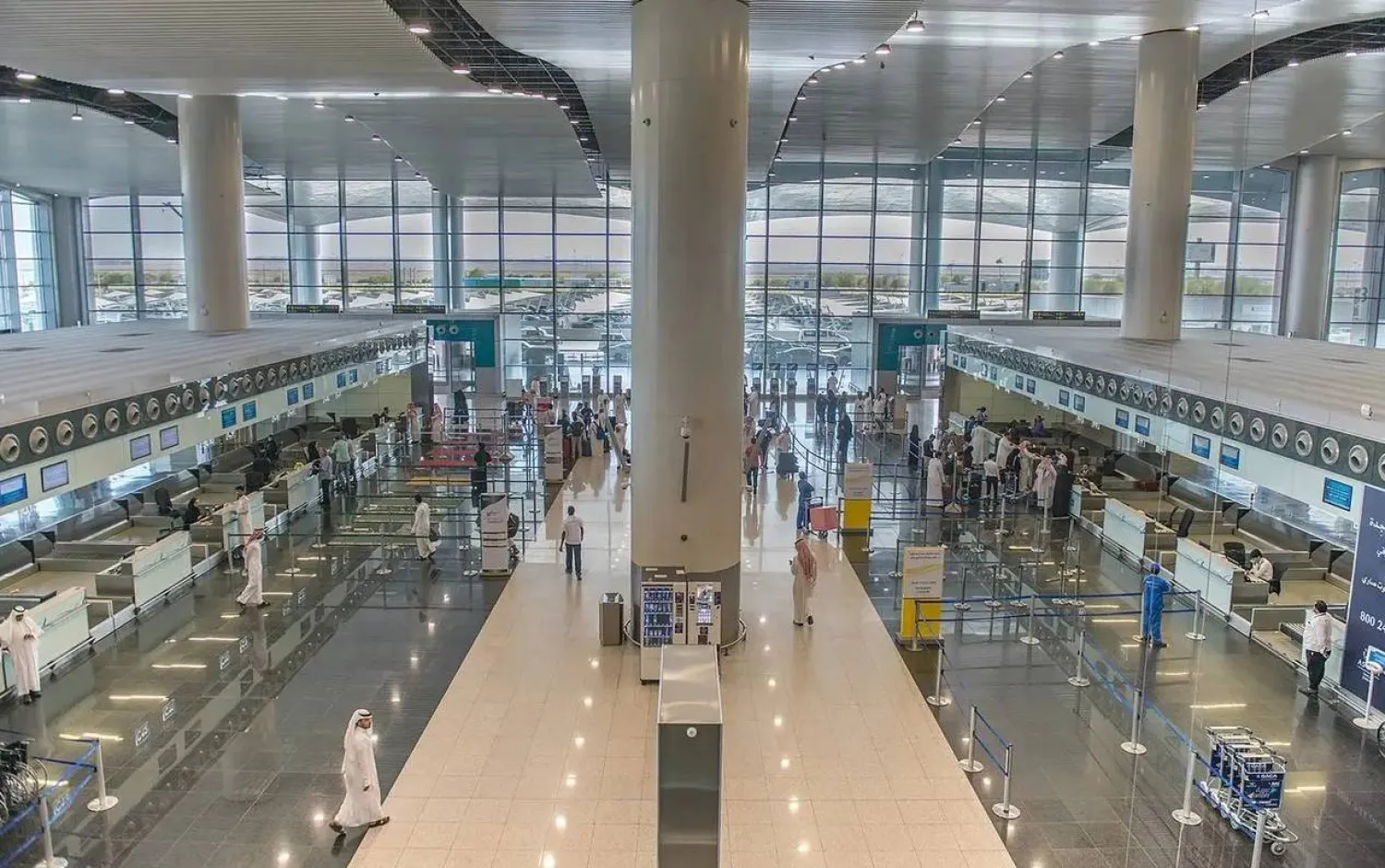 مطار الملك خالد الدولي بالرياض (الشرق الأوسط)