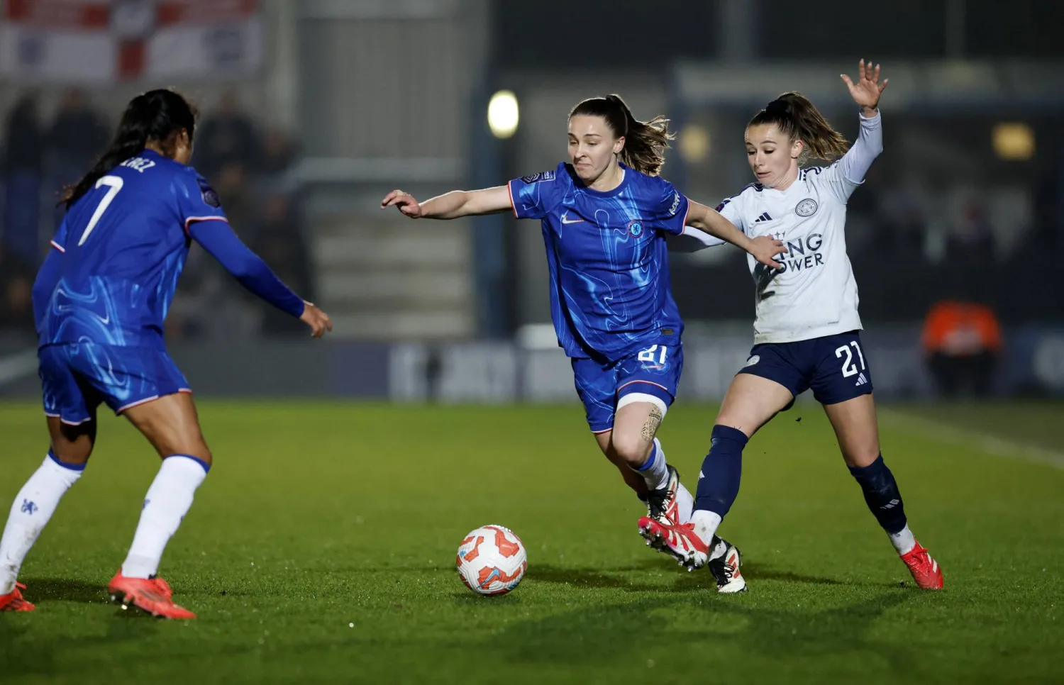 المملكة المتحدة مهتمة باستضافة مونديال السيدات 2035 (رويترز)