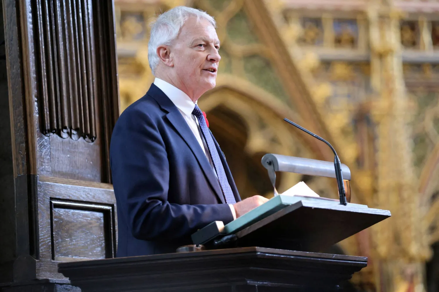 FILE PHOTO: New Zealand's High Commissioner to the United Kingdom Phil Goff speaks at a commemoration service on Anzac Day at Westminster Abbey, London, Britain April 25, 2024. REUTERS/Belinda Jiao/Pool/File Photo