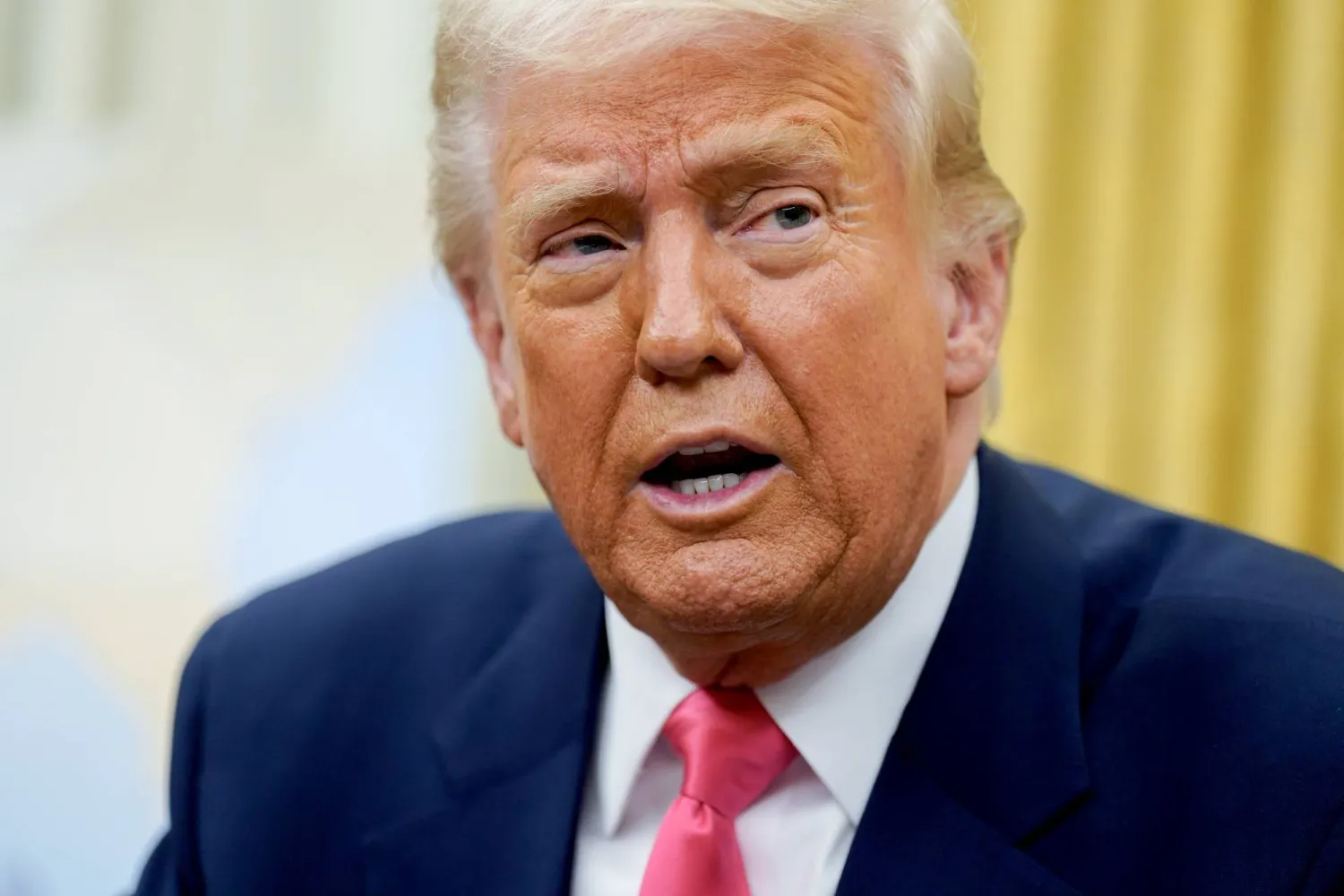 US President Donald Trump speaks prior to signing an executive order in the Oval Office of the White House in Washington, DC, US, 06 March 2025.  EPA/AL DRAGO / POOL