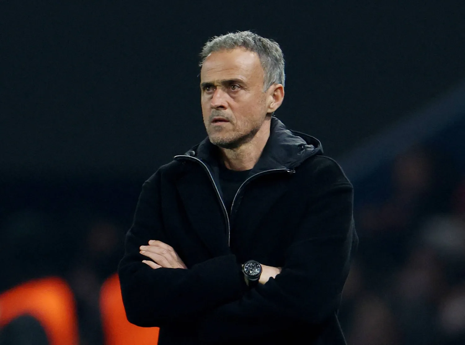 لويس إنريكي مدرب باريس سان جيرمان (رويترز)