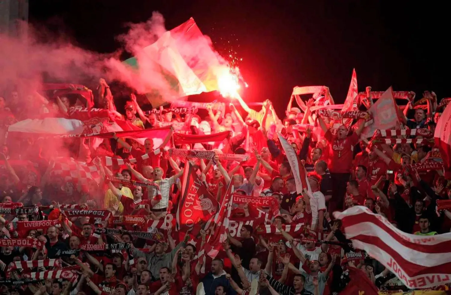 مشجعو ليفربول سيقاضون «يويفا» (نادي ليفربول)