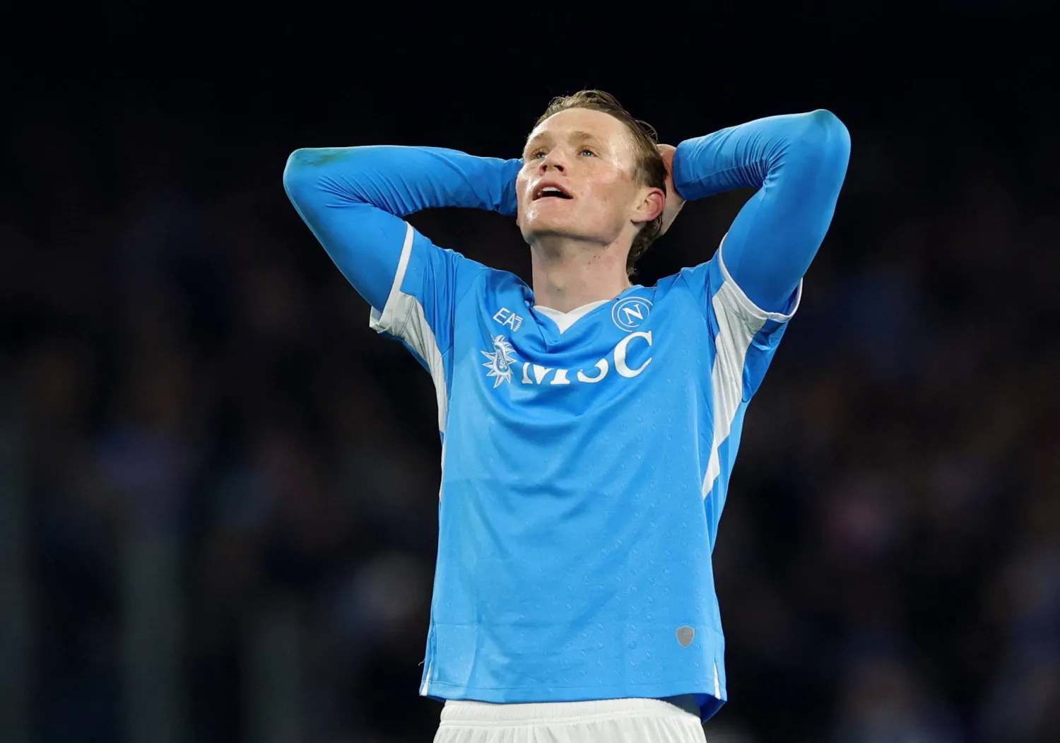 لاعب وسط نابولي سكوت مكتوميناي (رويترز)